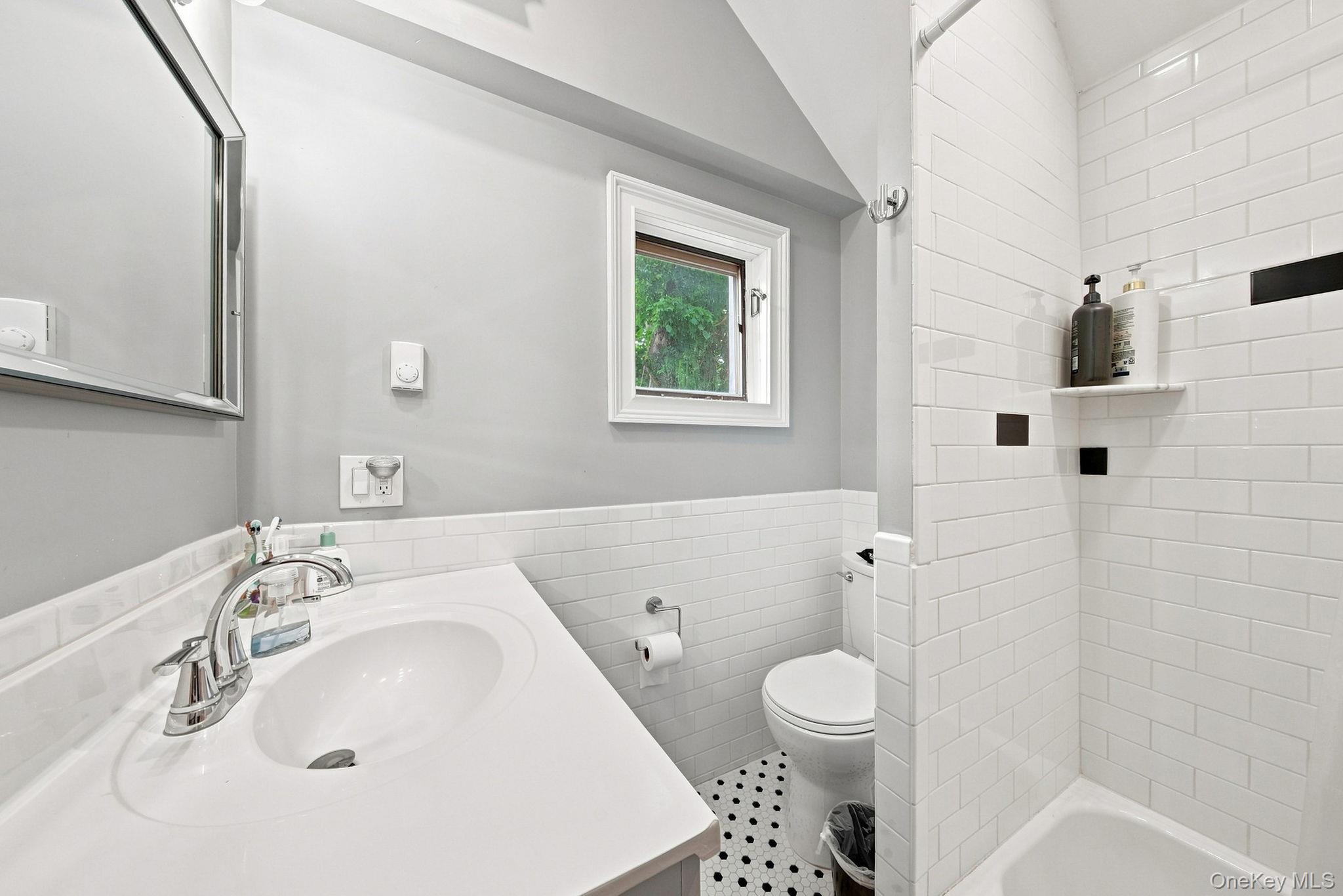 8 Nelson Street Property Photo 31