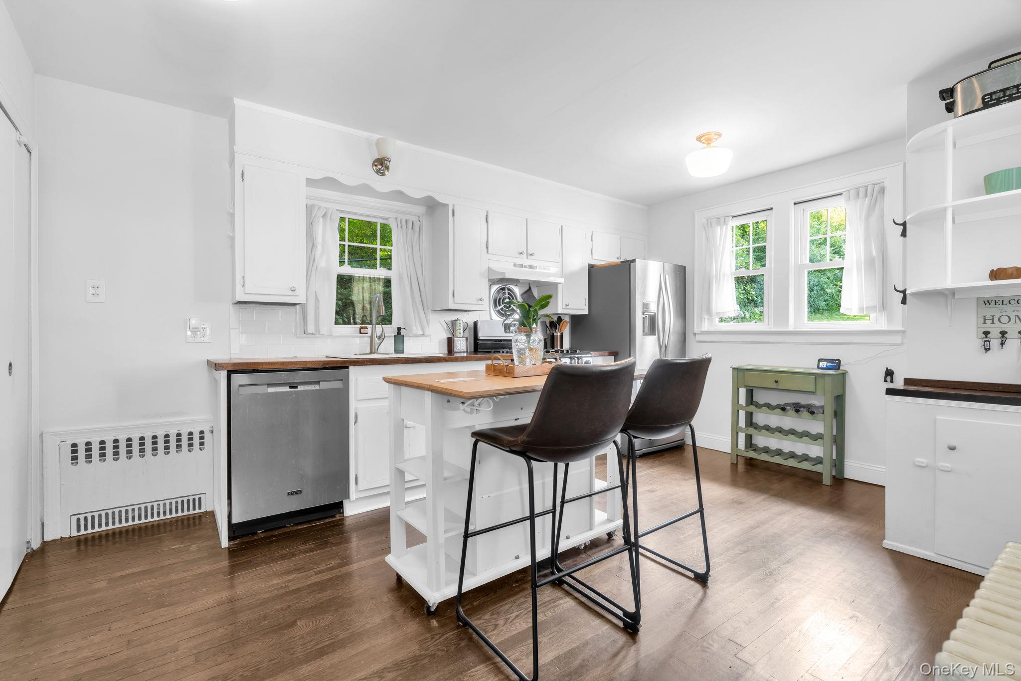 24 Howard Avenue Property Photo 12
