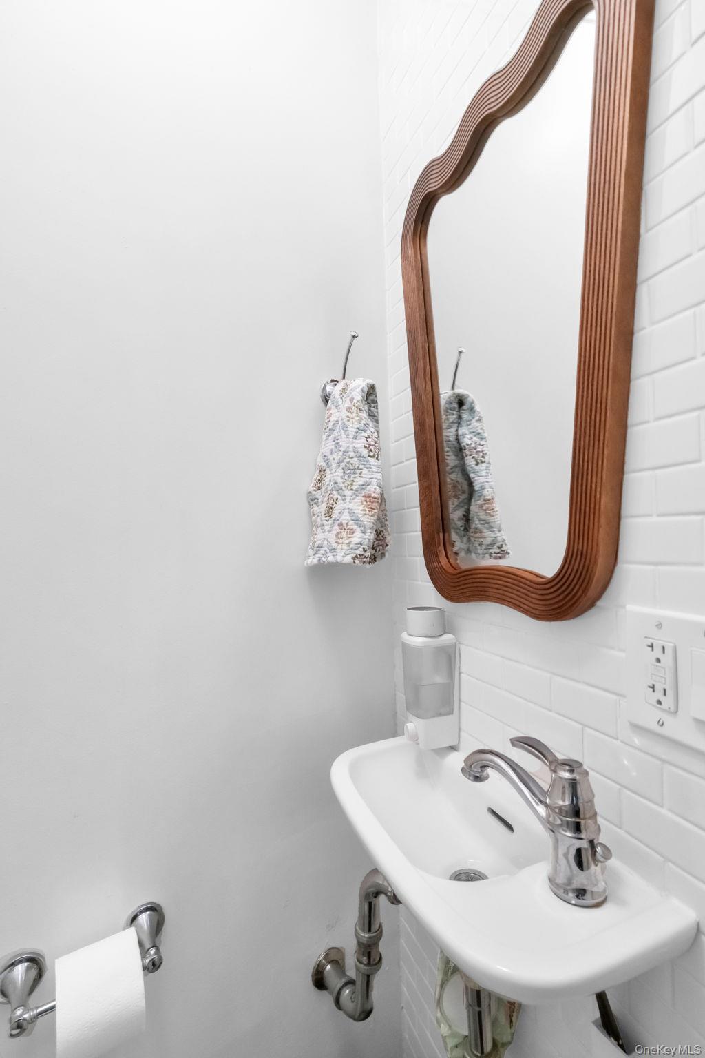 24 Howard Avenue Property Photo 34
