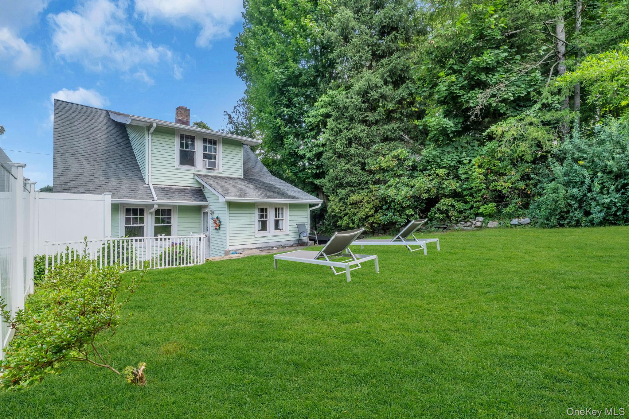 24 Howard Avenue Property Photo 36