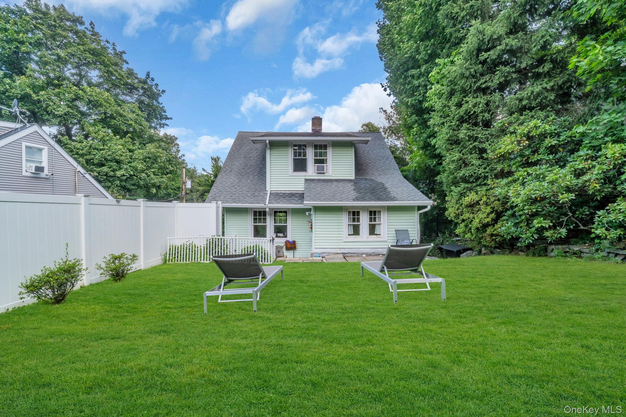24 Howard Avenue Property Photo 37