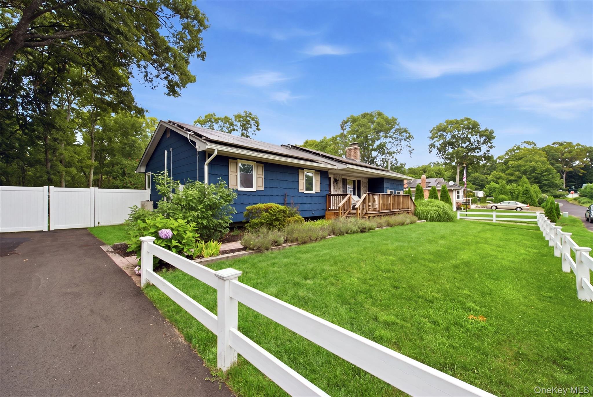 7 Tupelo Street Property Photo 4