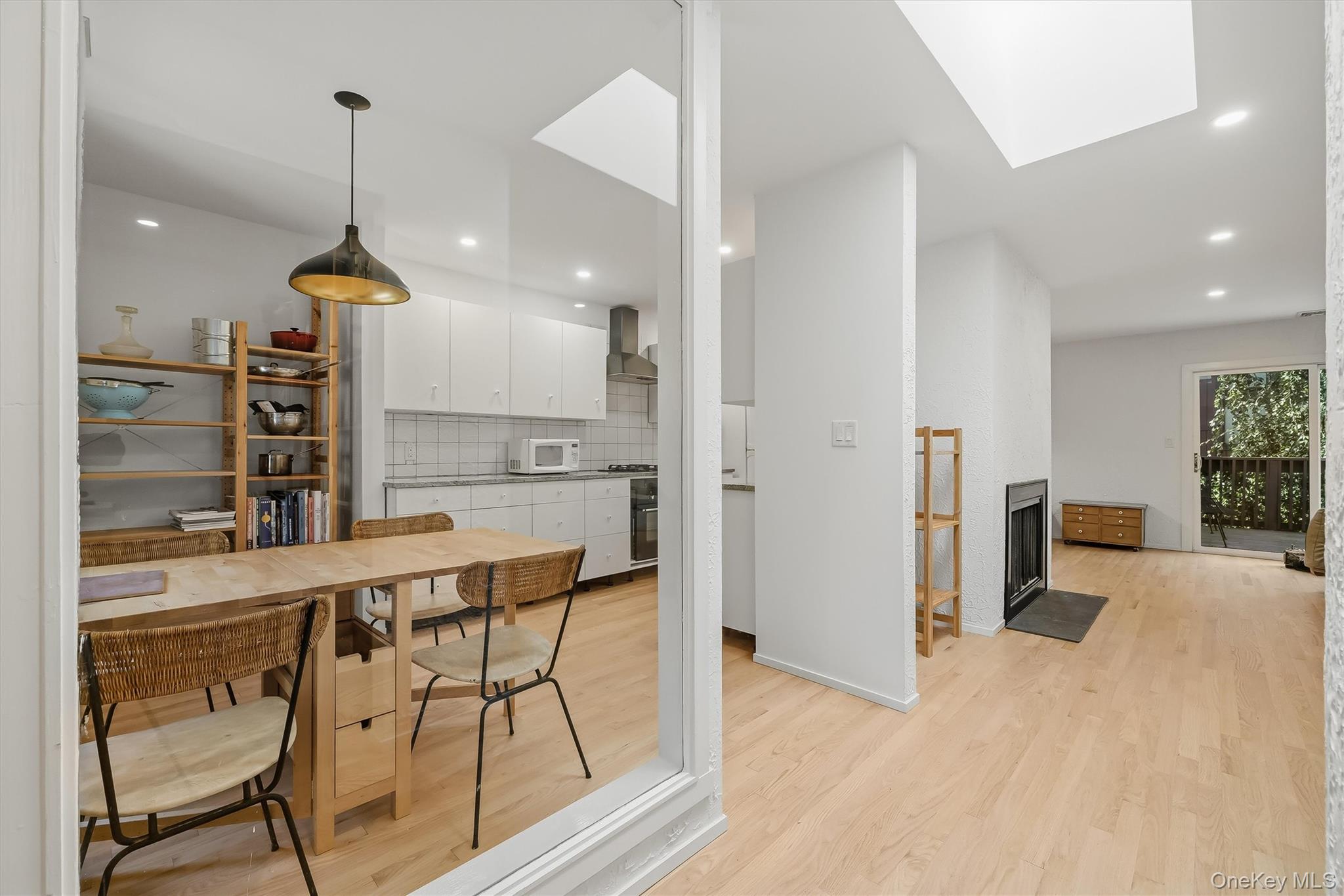 231 Martling Avenue Property Photo 4