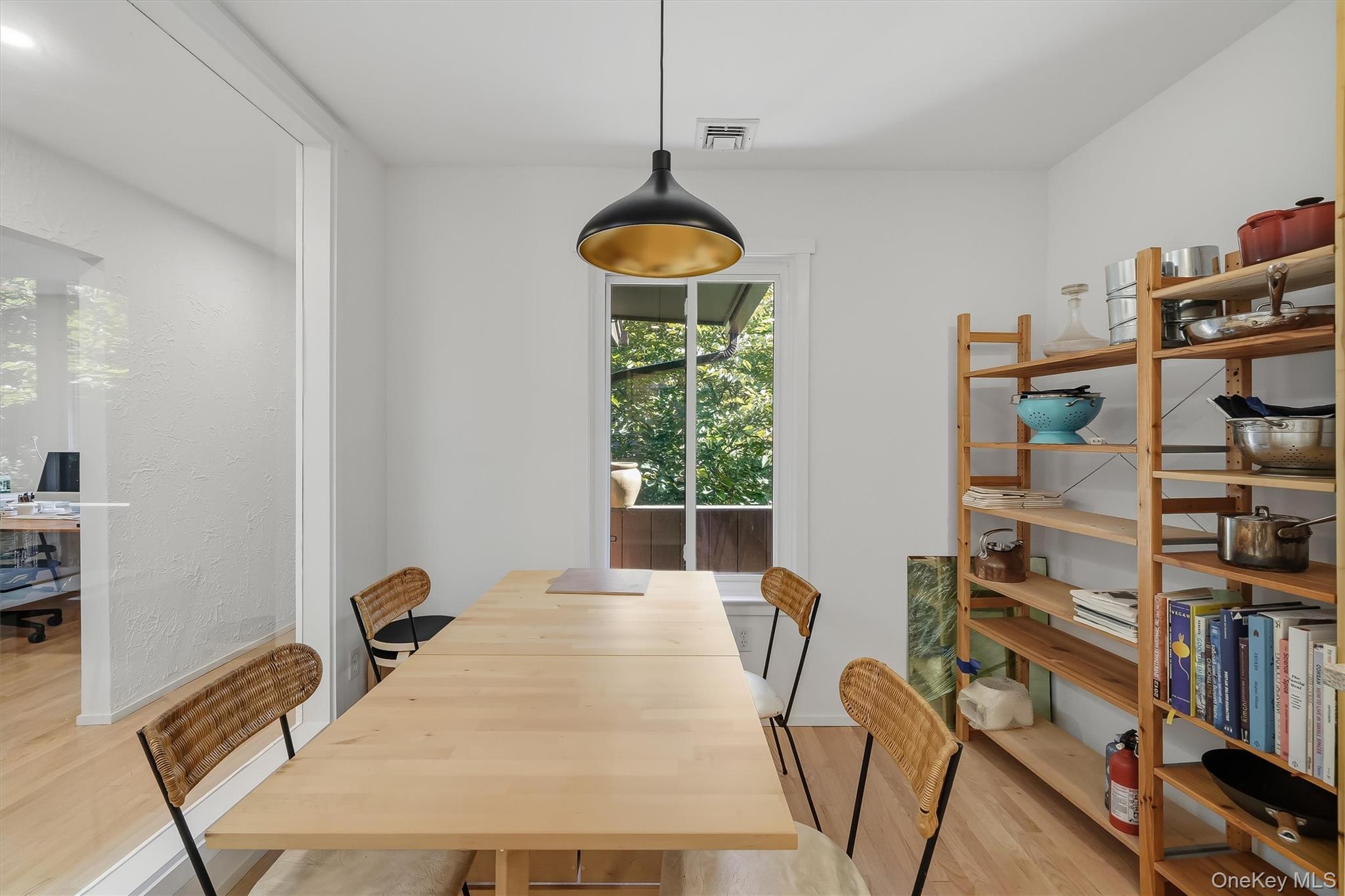 231 Martling Avenue Property Photo 10