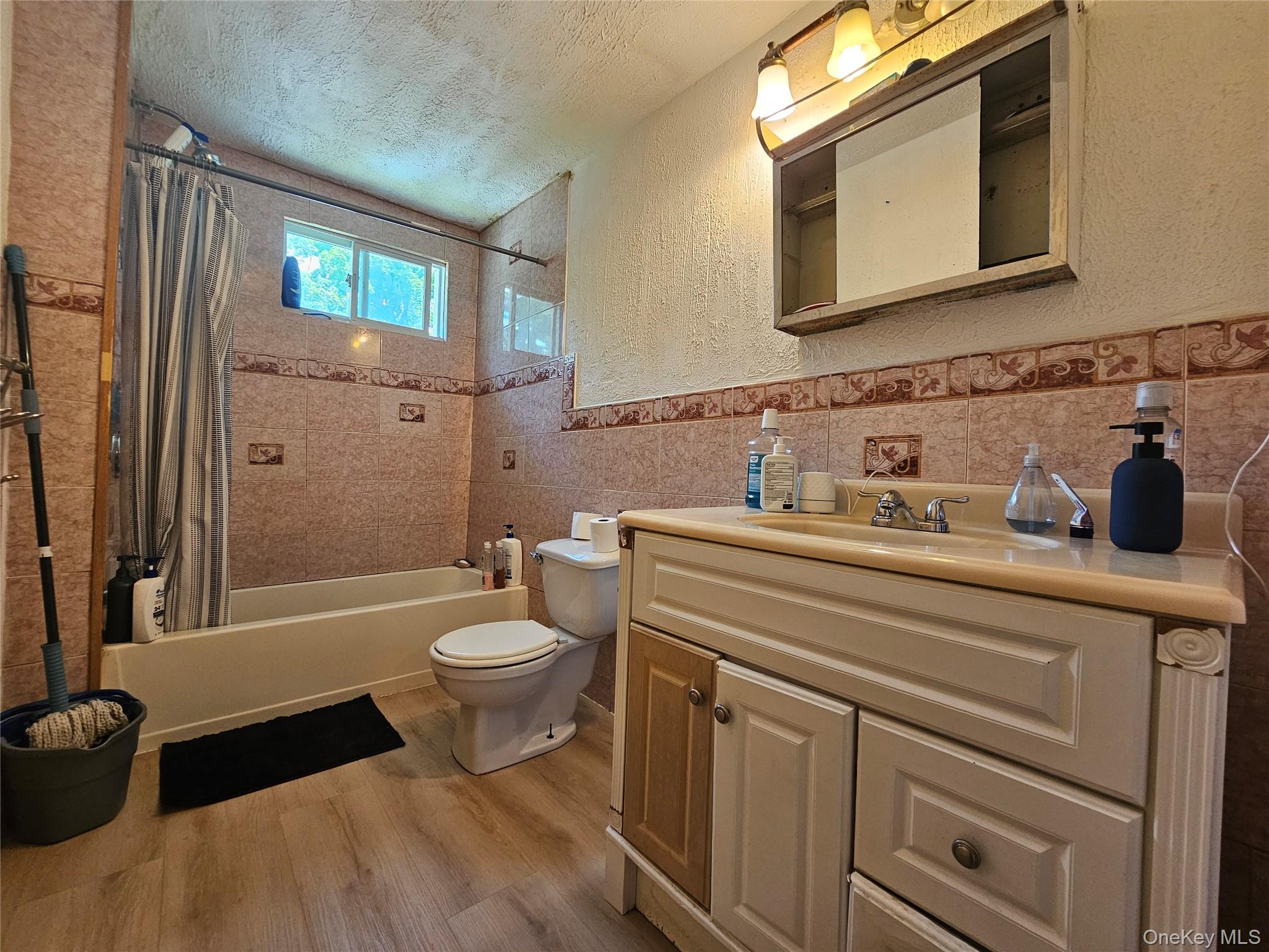 41 Houston Avenue Property Photo 14
