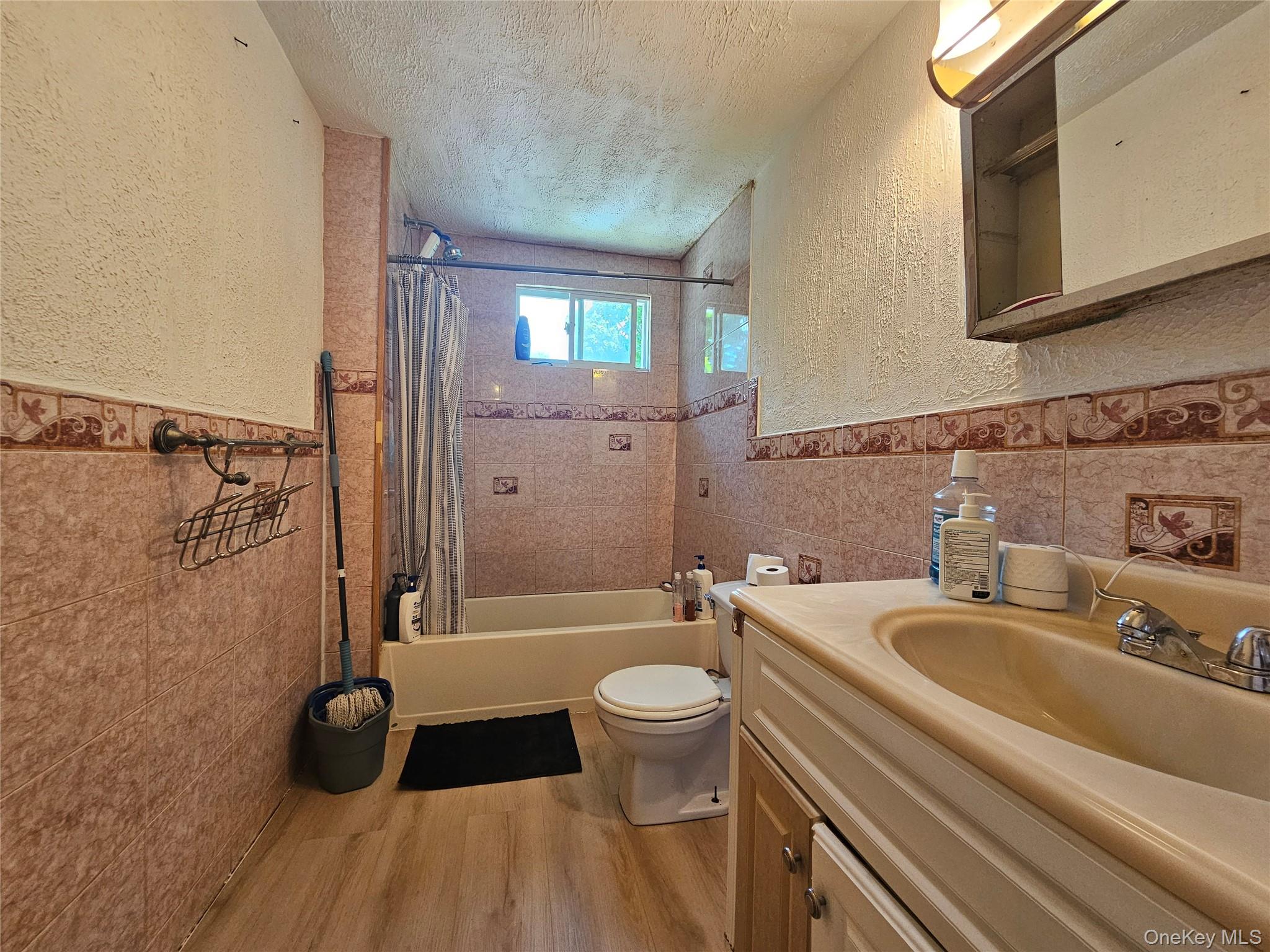 41 Houston Avenue Property Photo 15