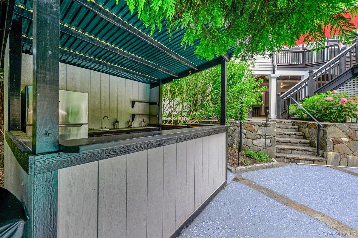 63 Raemont Road Property Photo 38