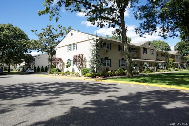 280 Bellmore Avenue 36 Property Photo 2