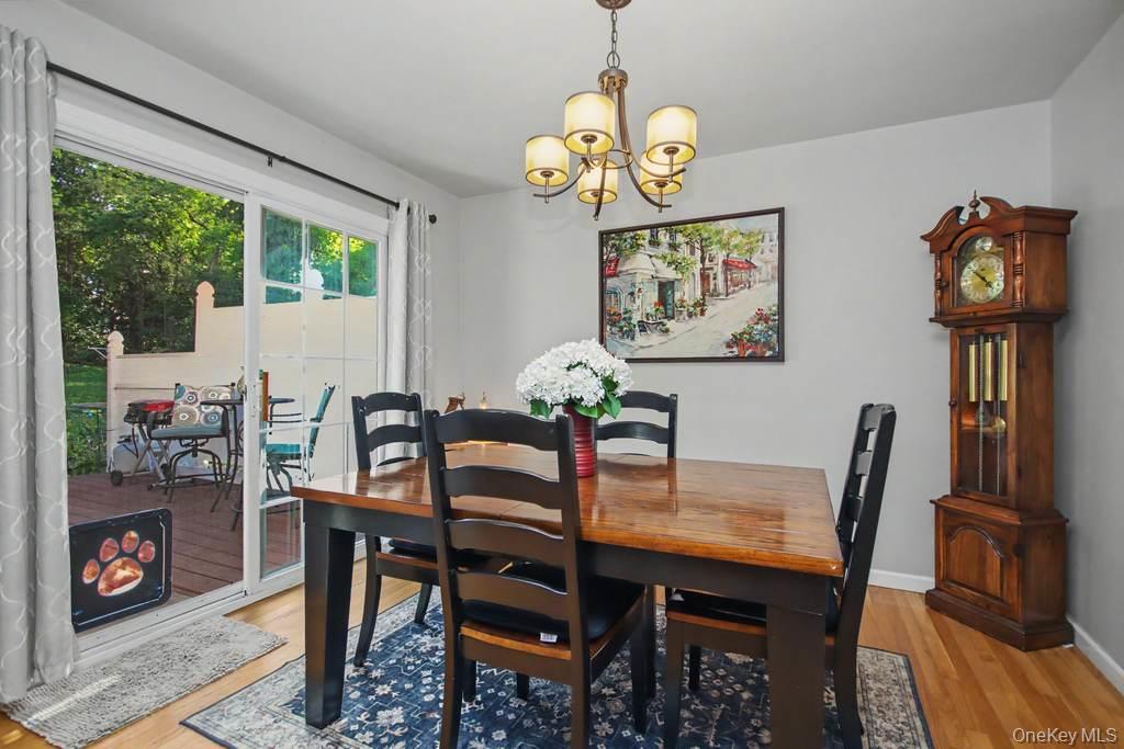 20 Fieldstone Boulevard Property Photo 11