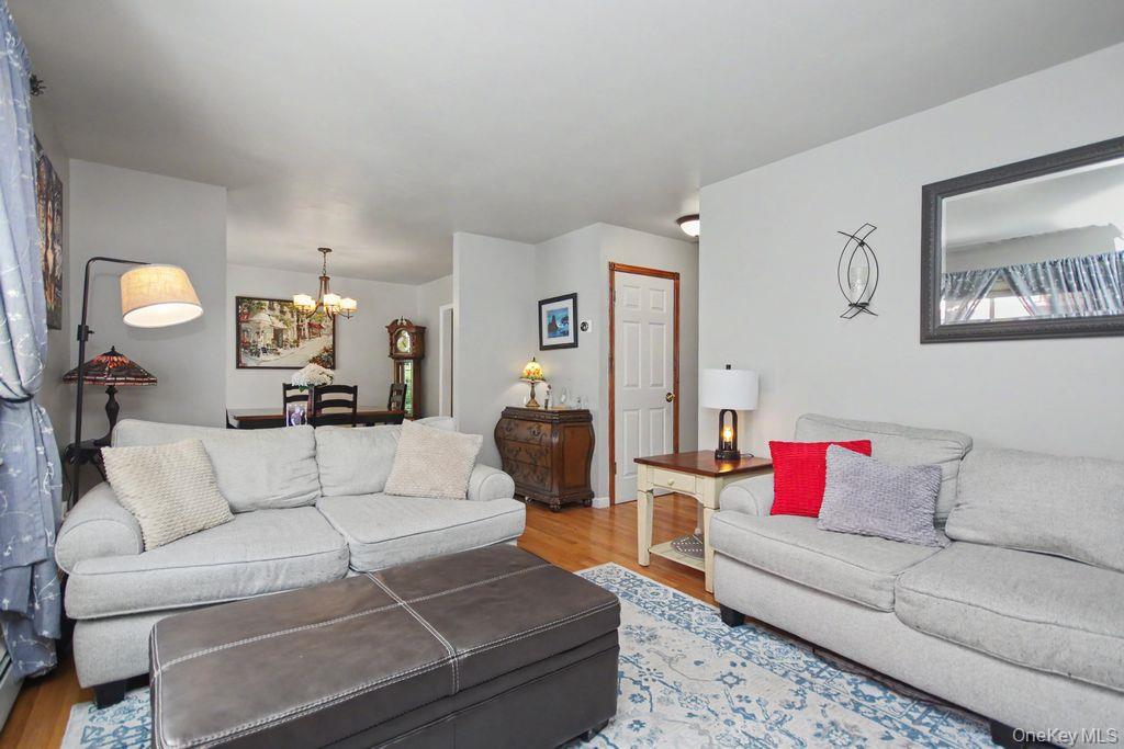 20 Fieldstone Boulevard Property Photo 15