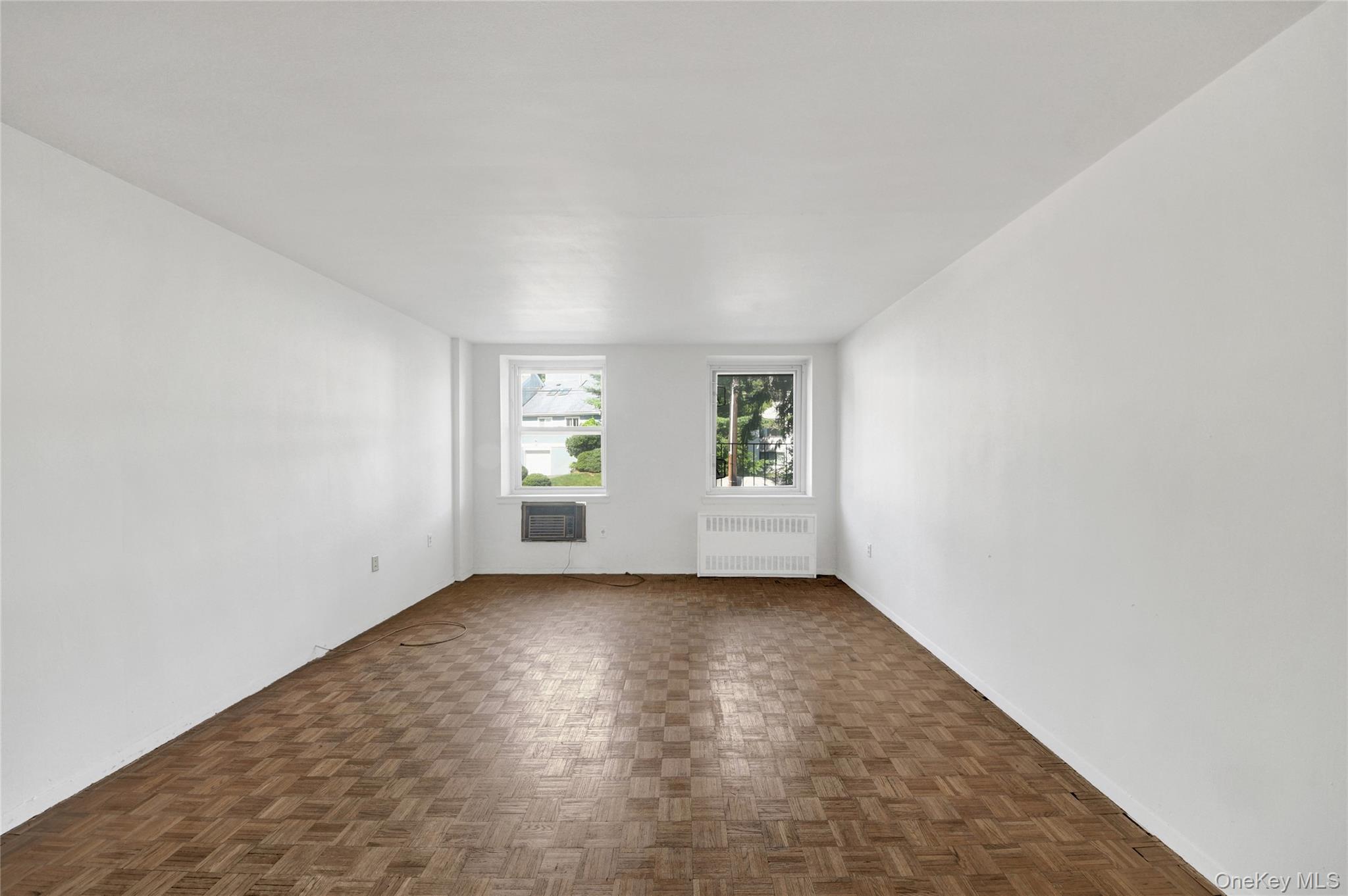 40 S Cole Avenue 1h Property Photo 1