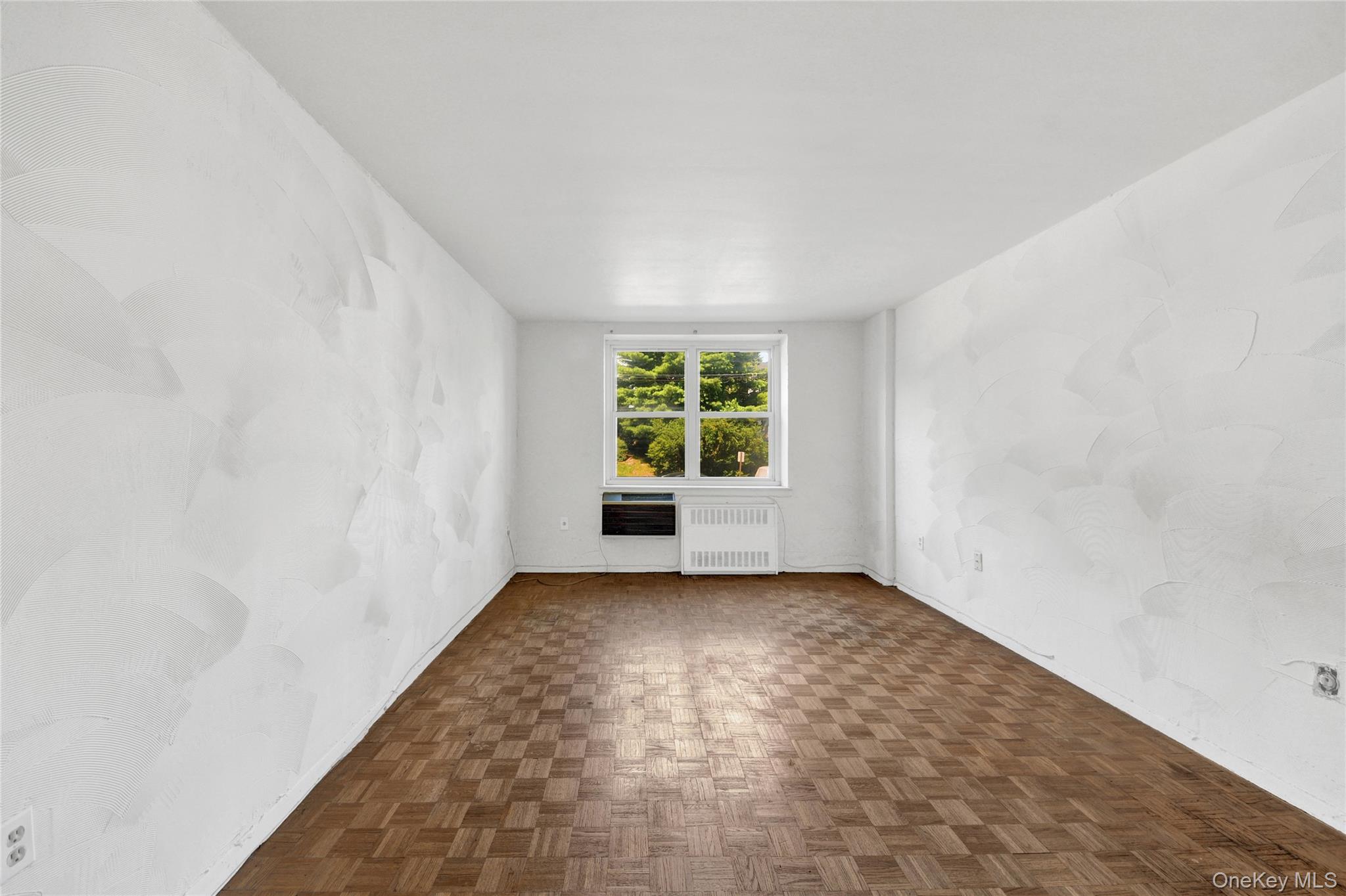 40 S Cole Avenue 1h Property Photo 5