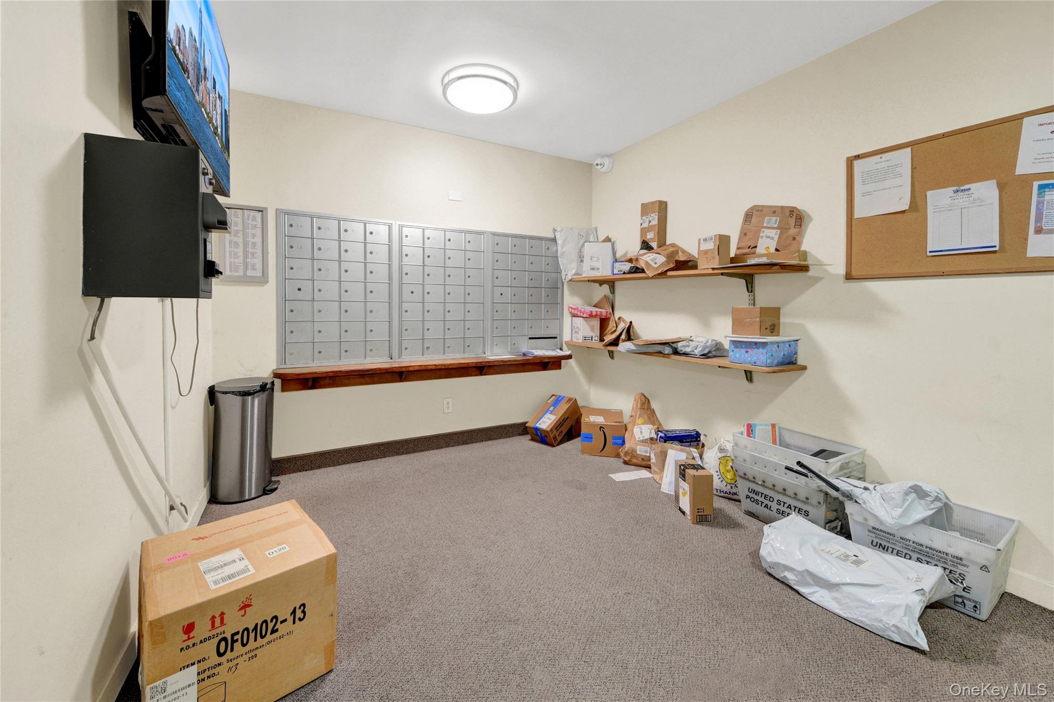 40 S Cole Avenue 1h Property Photo 17