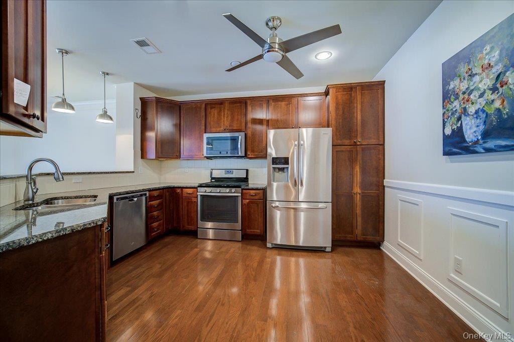 732 Regency Drive 732 Property Photo 12
