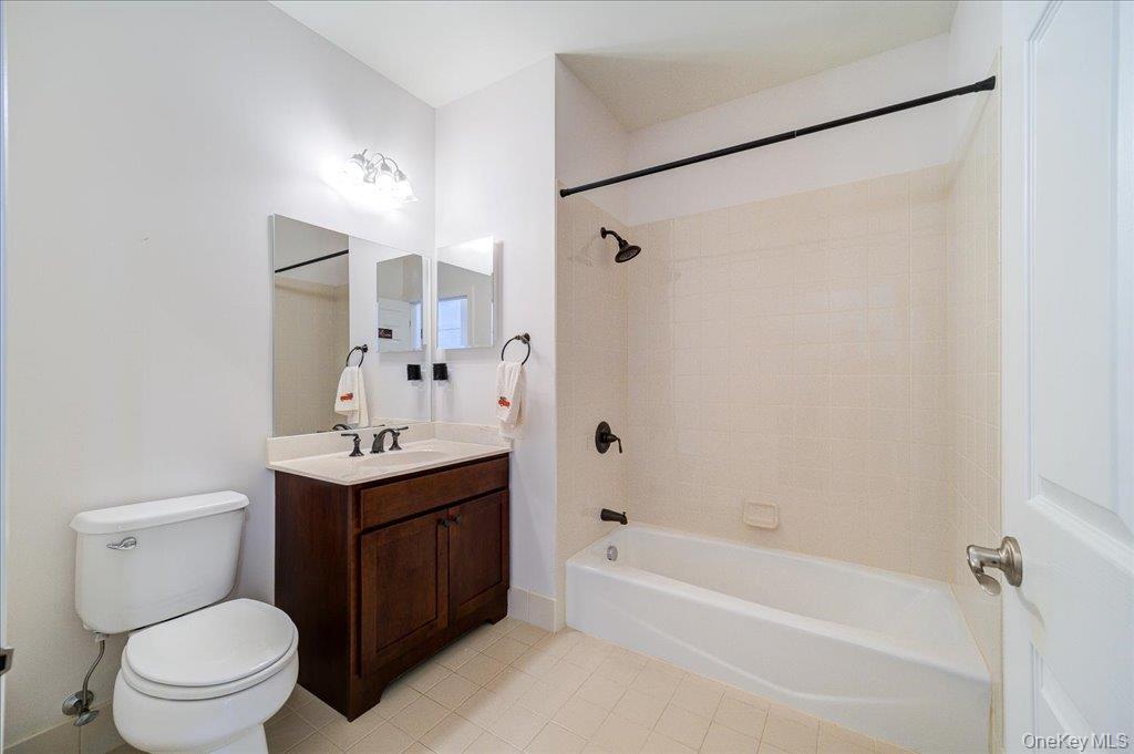 732 Regency Drive 732 Property Photo 18