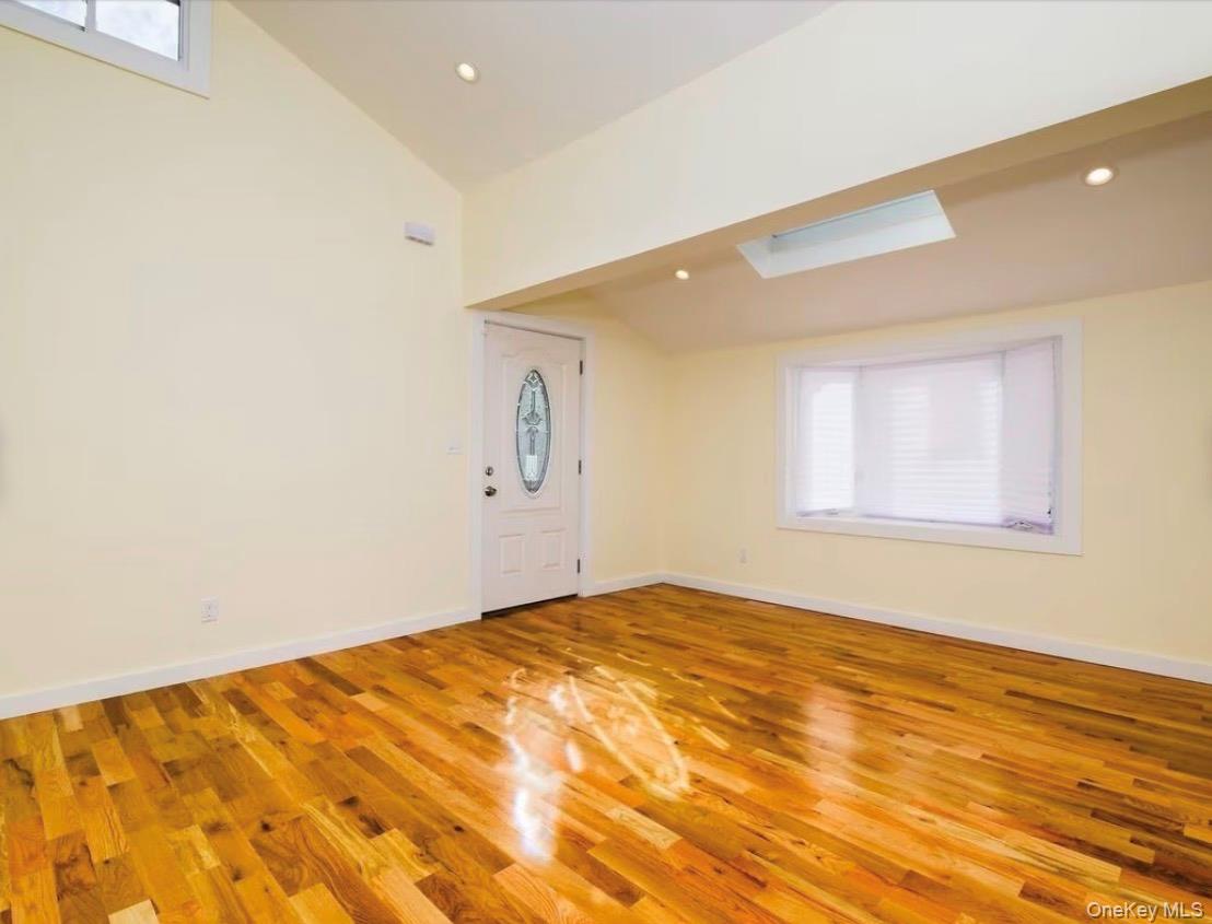 16 Cyrus Avenue Property Photo 2