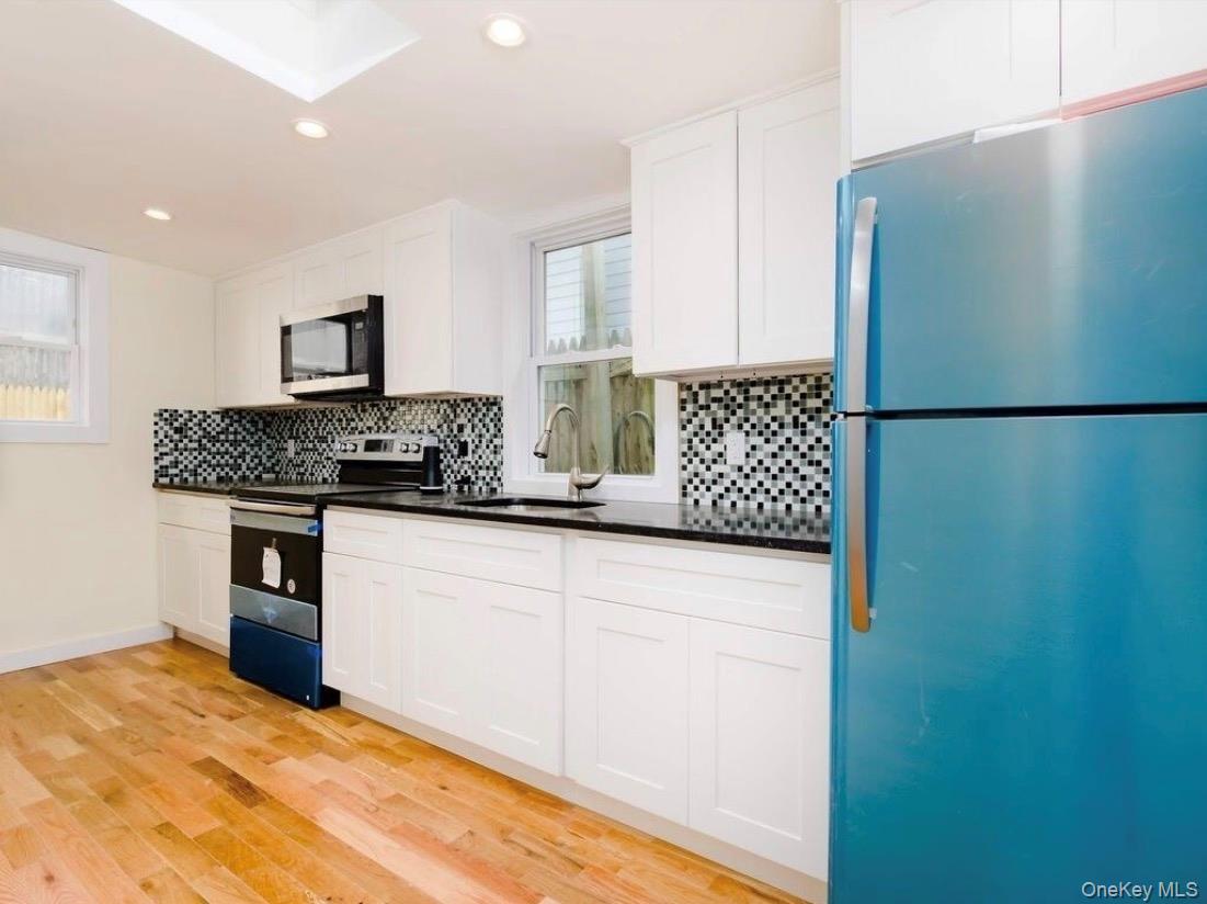 16 Cyrus Avenue Property Photo 3