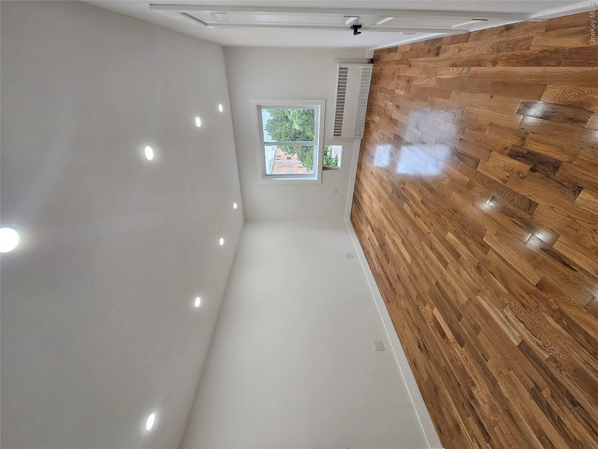 322 Wortman Avenue Property Photo 10