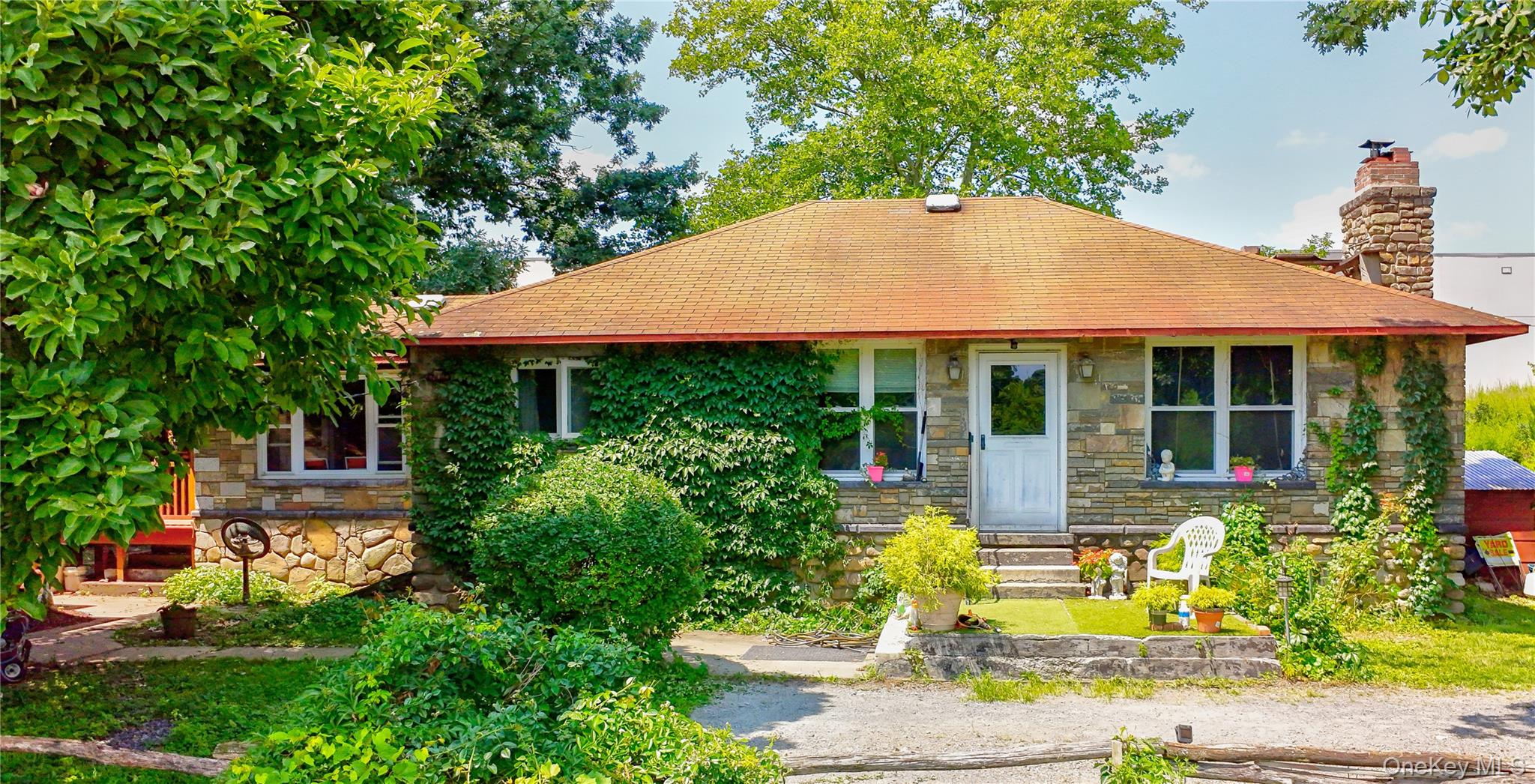 120 Route 17K Property Photo 1