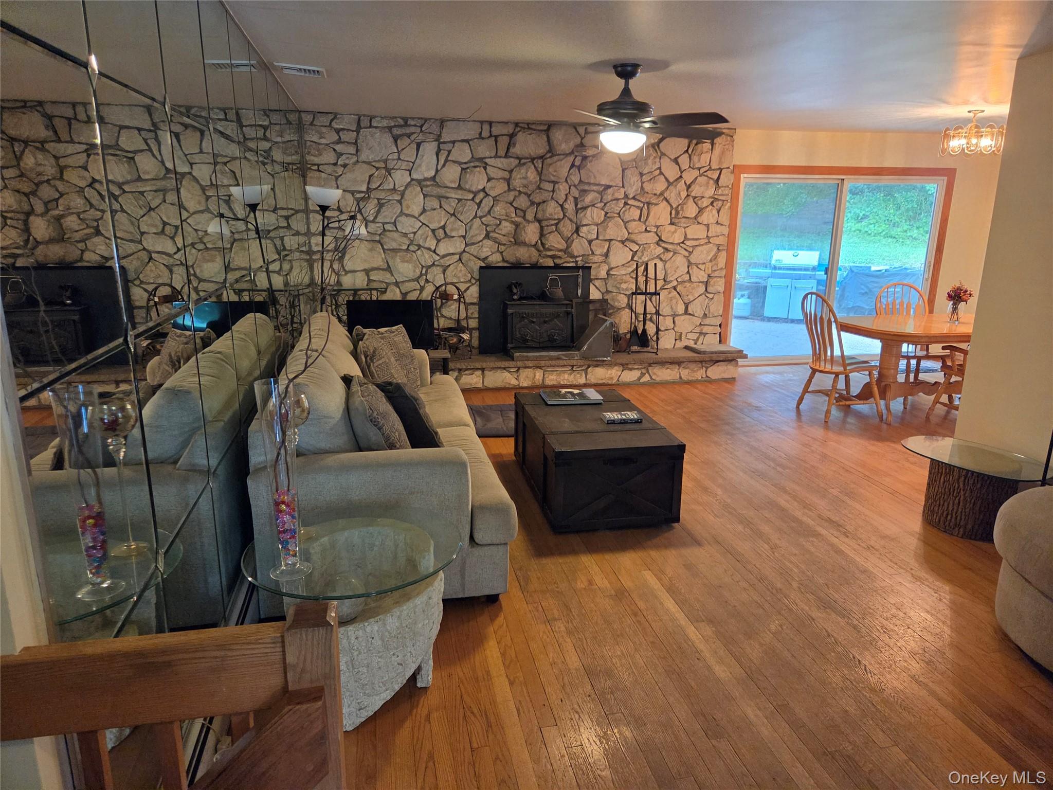 1248 Lakes Road Property Photo 2