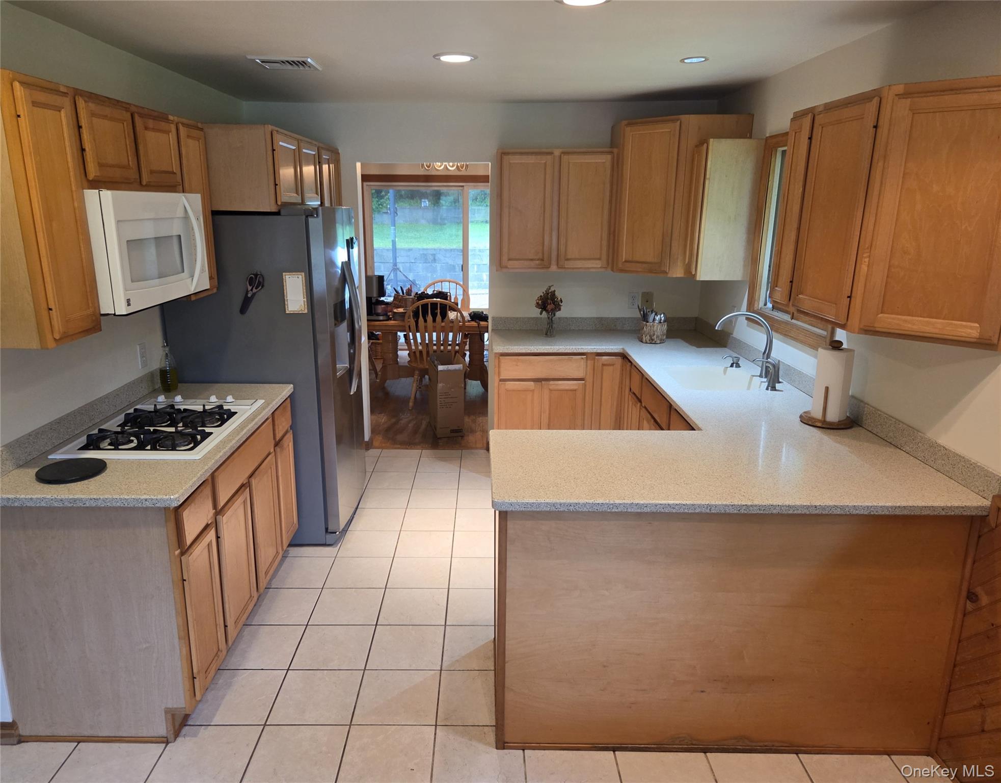 1248 Lakes Road Property Photo 4