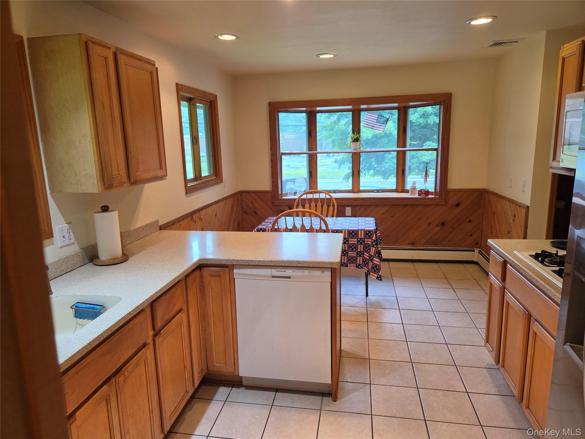 1248 Lakes Road Property Photo 5