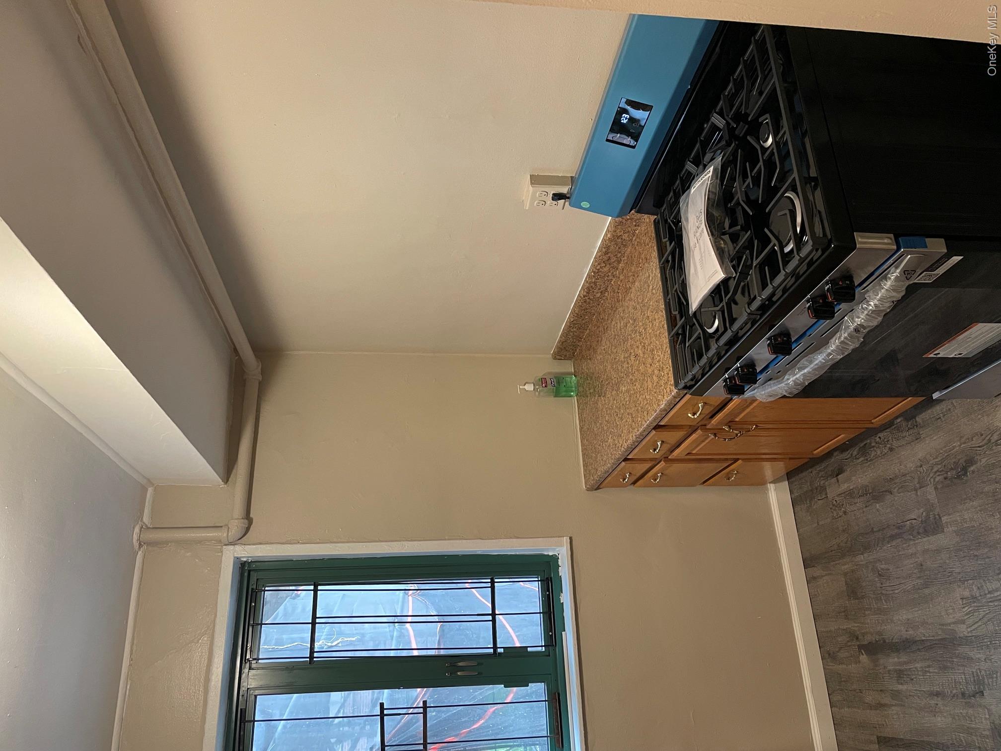 1480 Parkchester Road Ma Property Photo 6