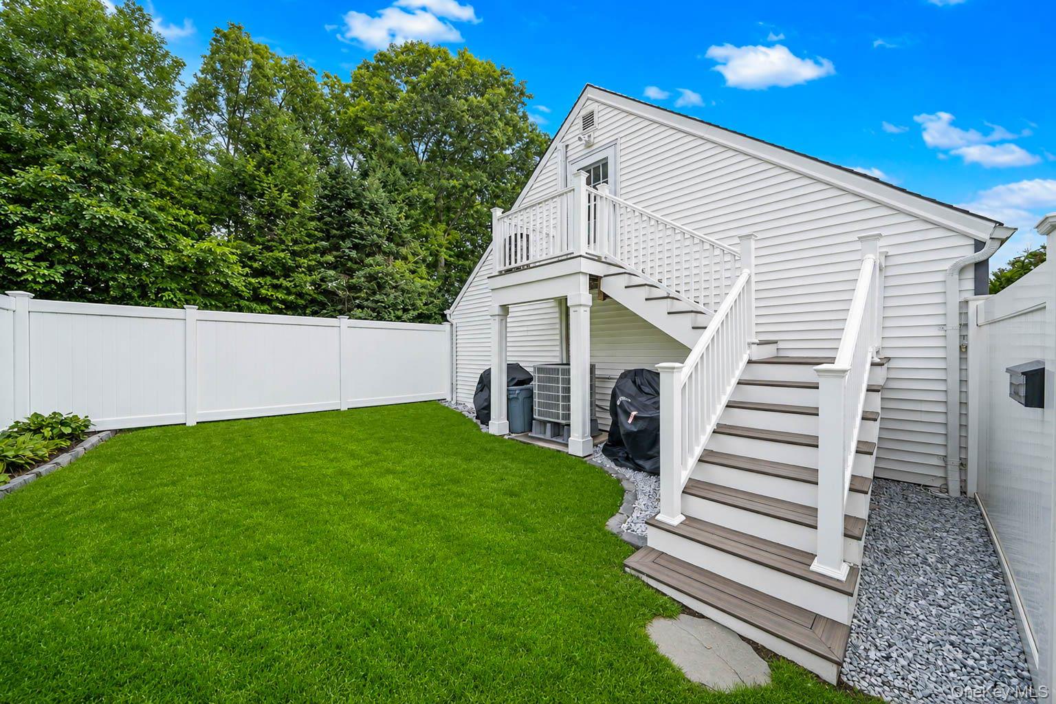 5 Horseshoe Drive Property Photo 6