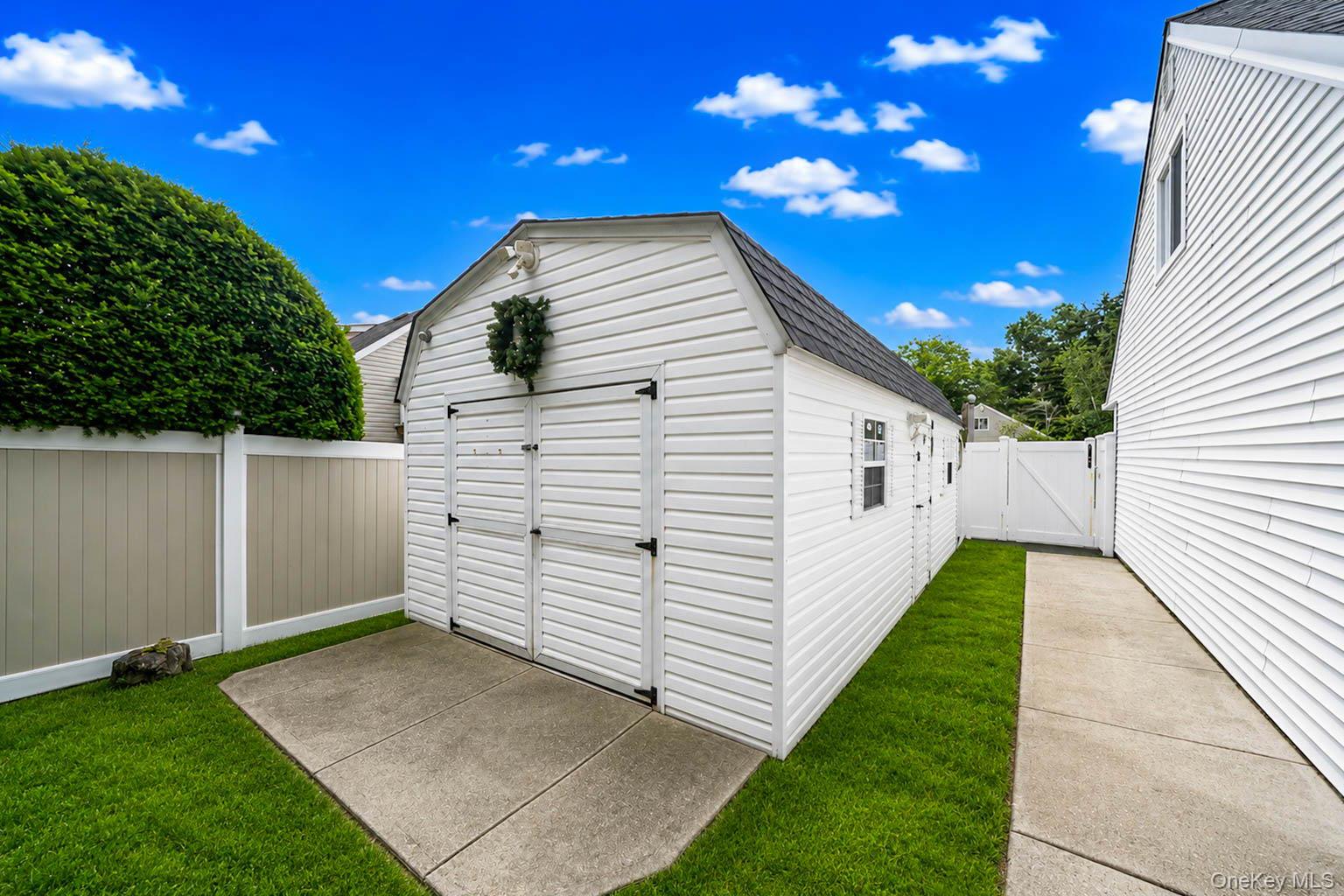 5 Horseshoe Drive Property Photo 14