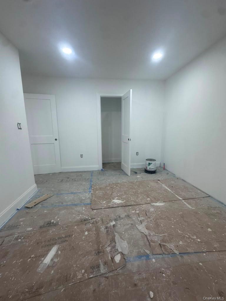2449 92nd Street Property Photo 5