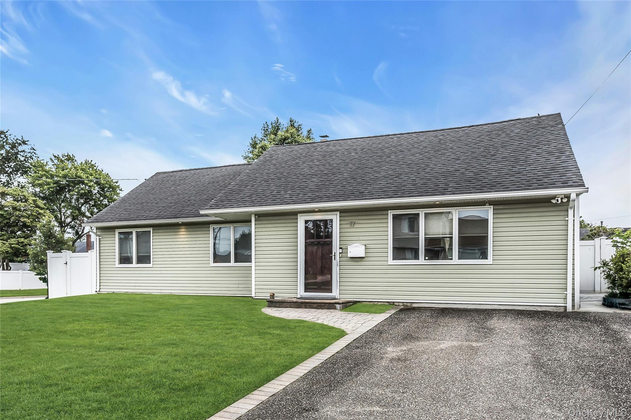 17 Blanche Street Property Photo 2