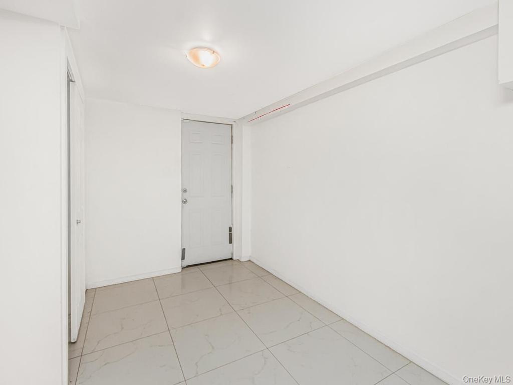 3057 Williamsbridge Road Property Photo 8