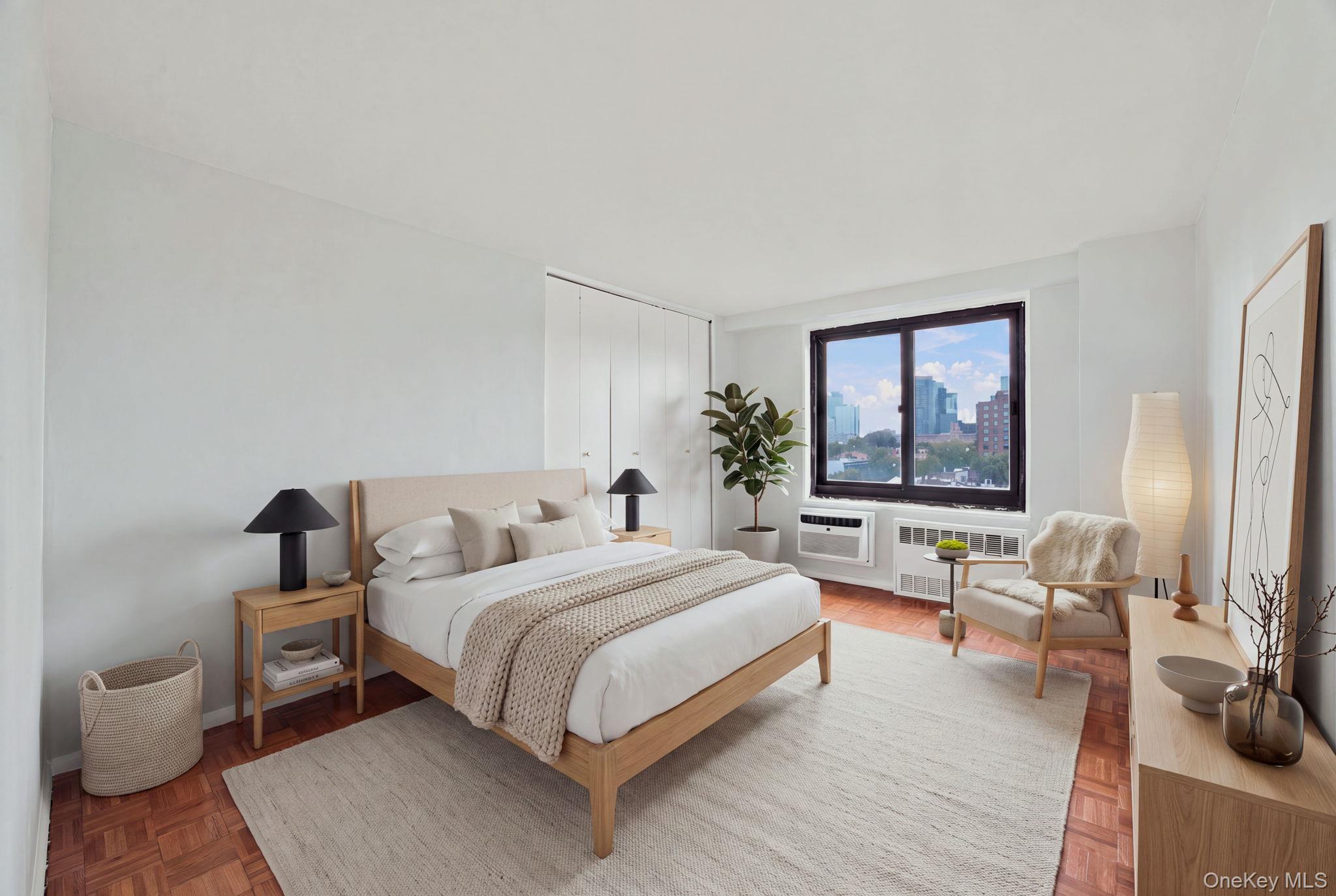185 Hall Street 1010 Property Photo 7