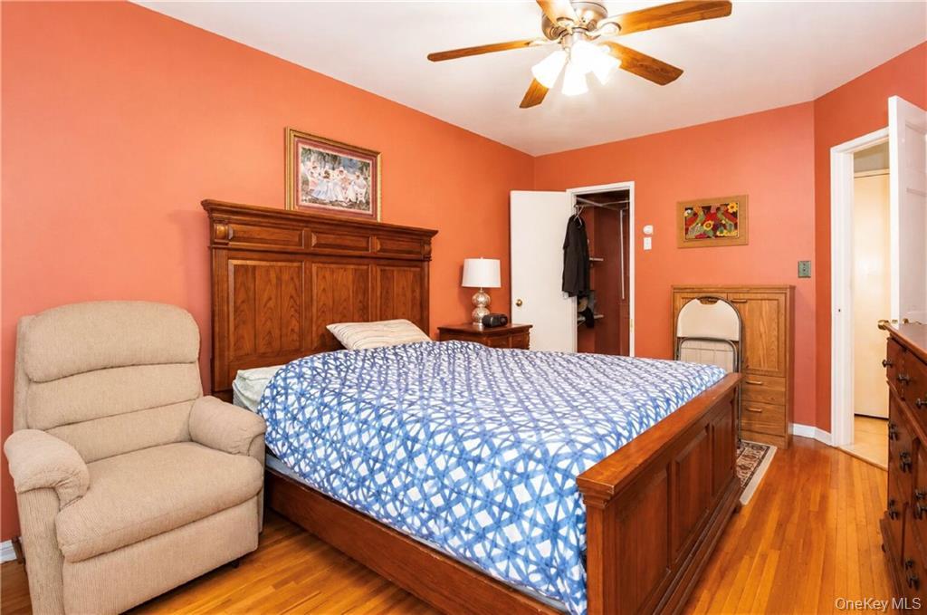 1307 E 98th Street Property Photo 14