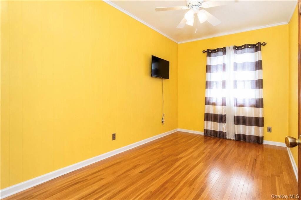 1307 E 98th Street Property Photo 18