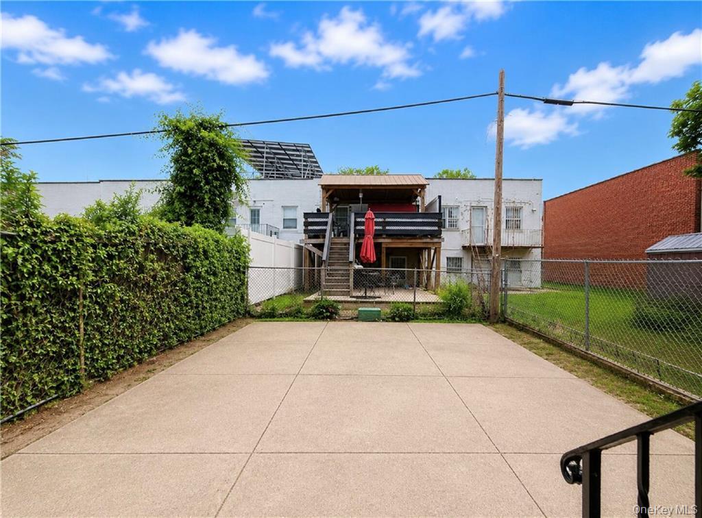 1307 E 98th Street Property Photo 23
