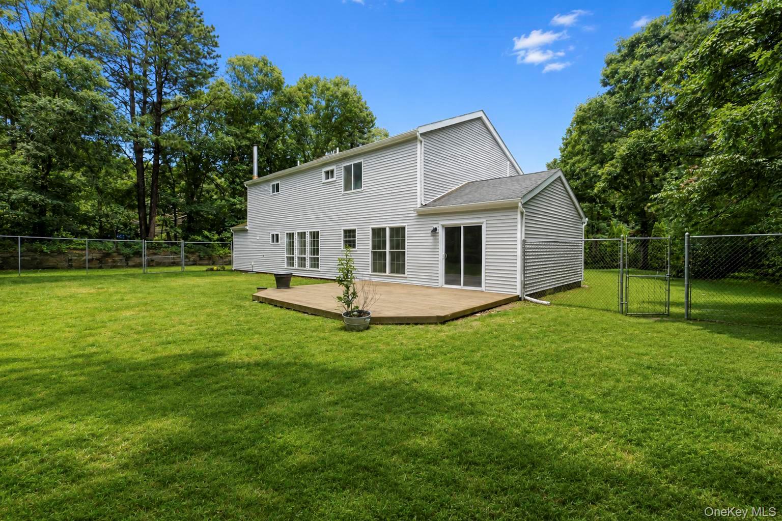 11 Bates Lane Property Photo 34