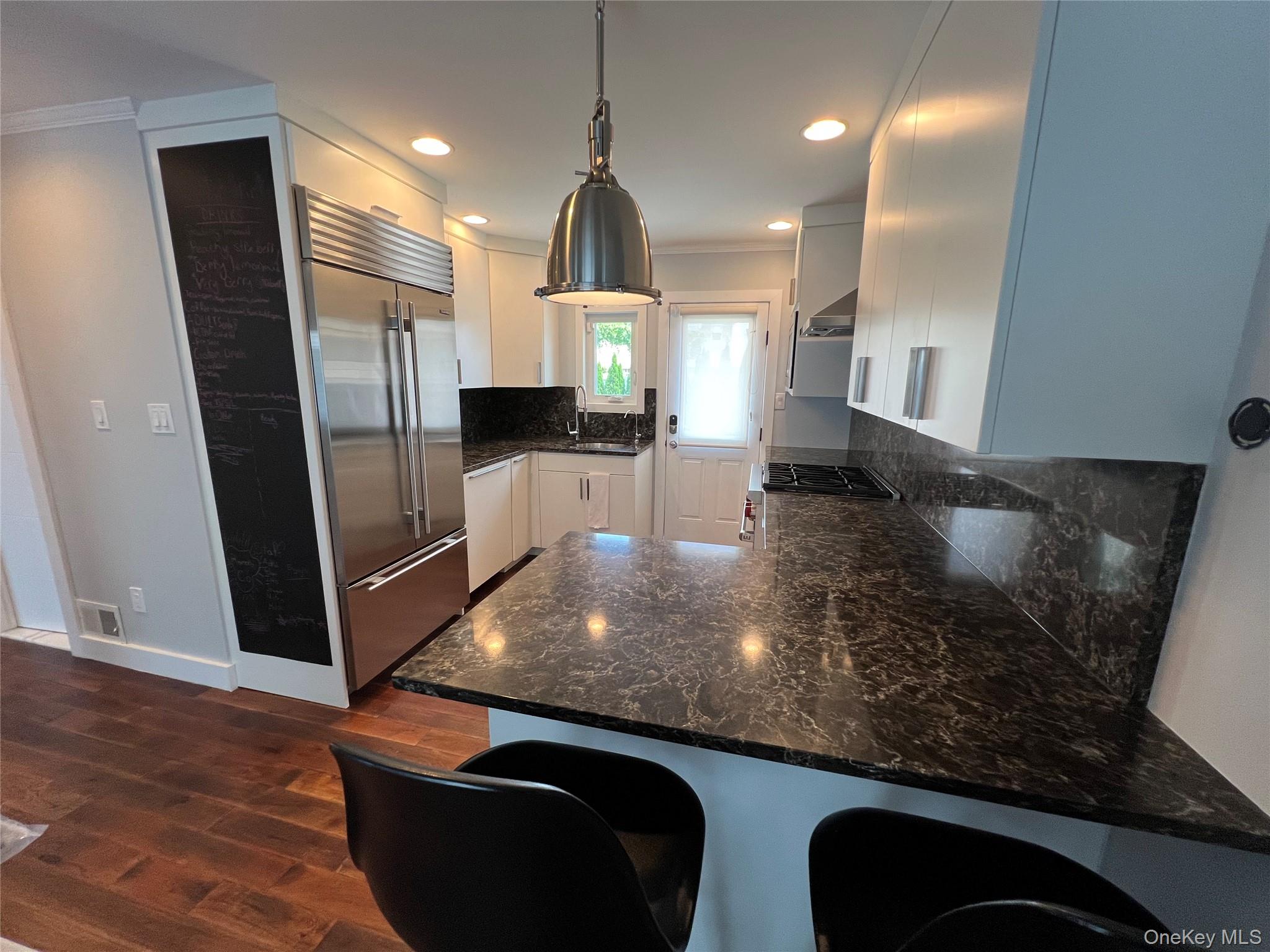 43 Crescent Street Property Photo 4