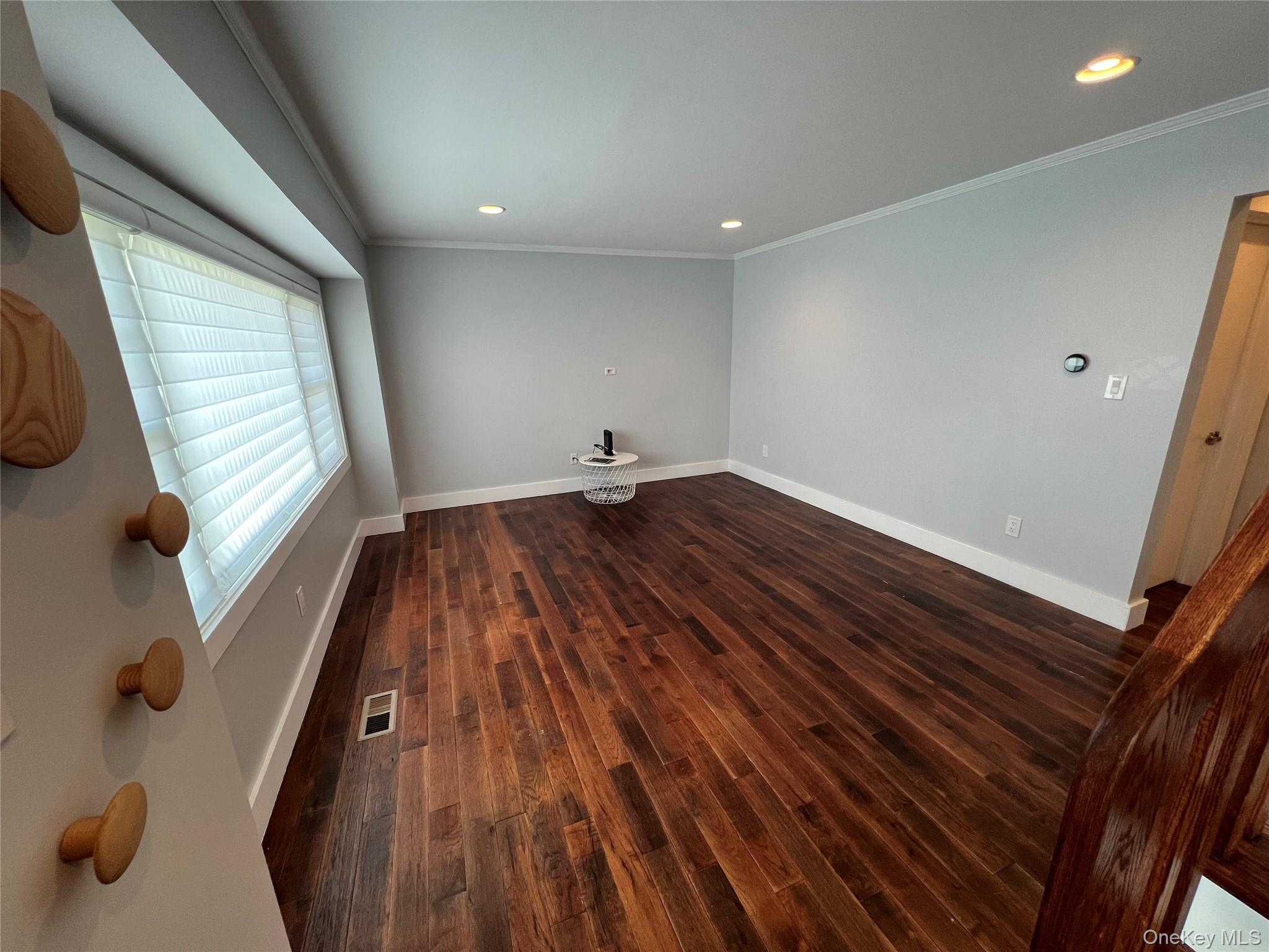 43 Crescent Street Property Photo 9