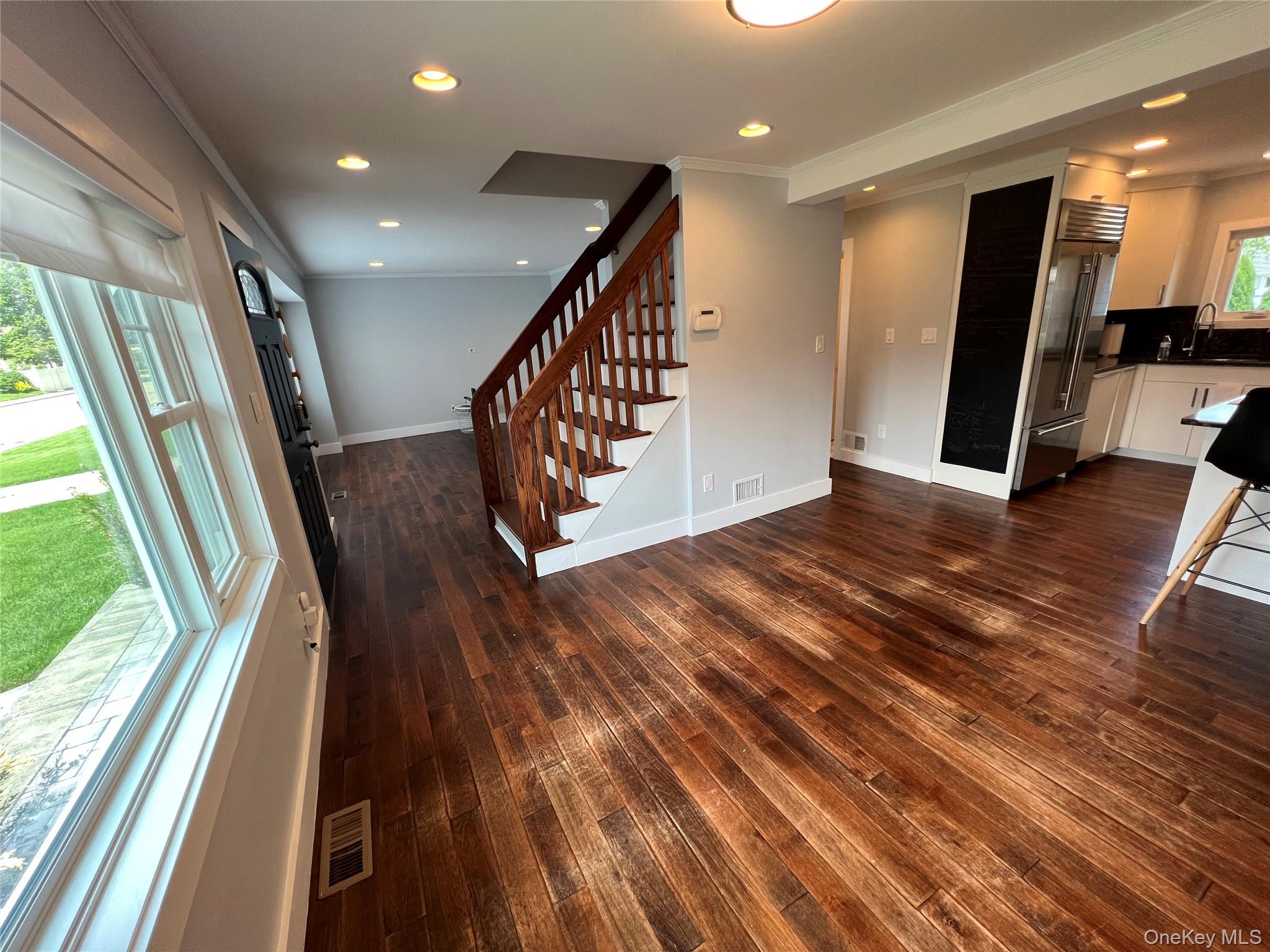 43 Crescent Street Property Photo 12