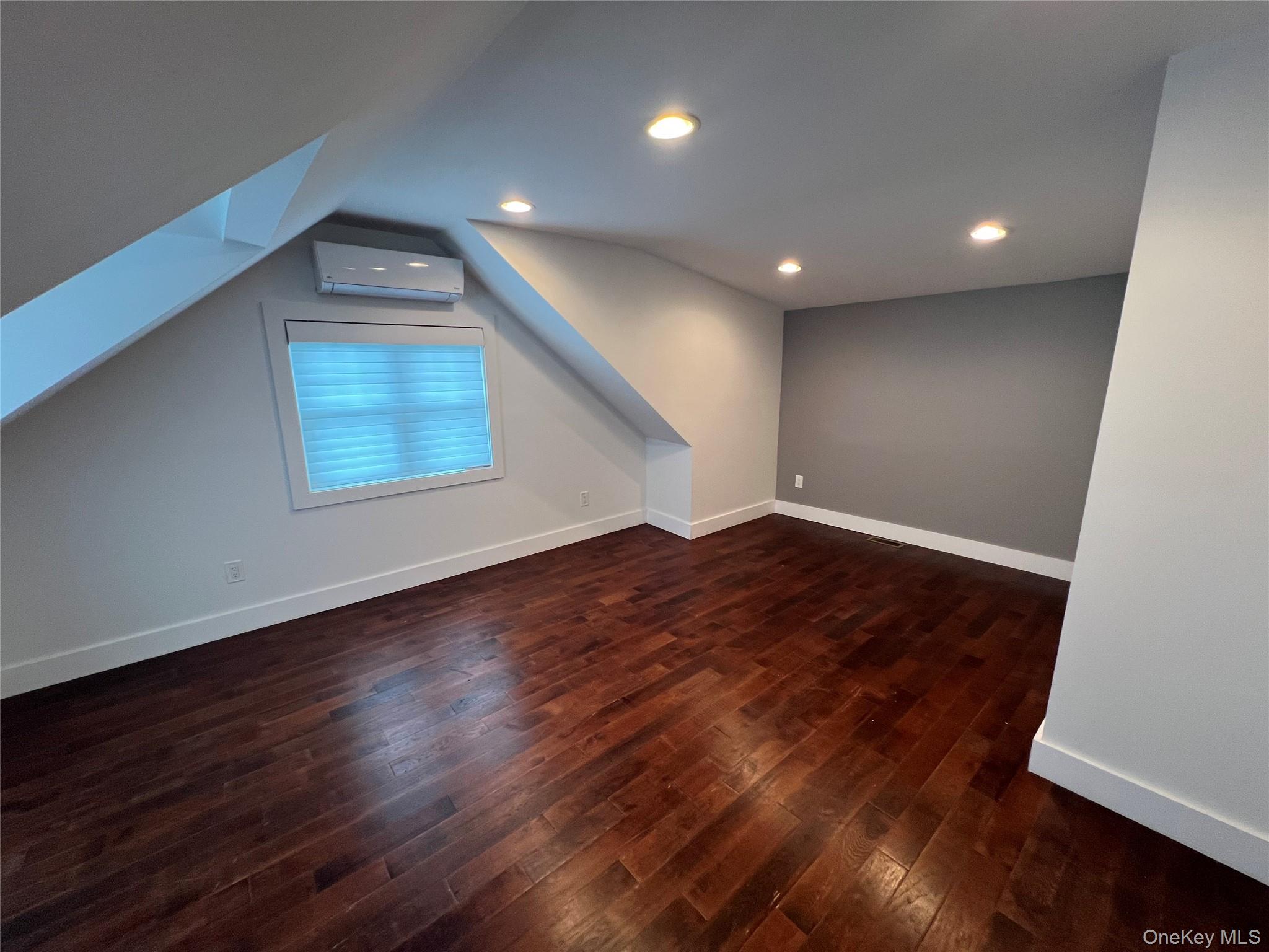 43 Crescent Street Property Photo 20