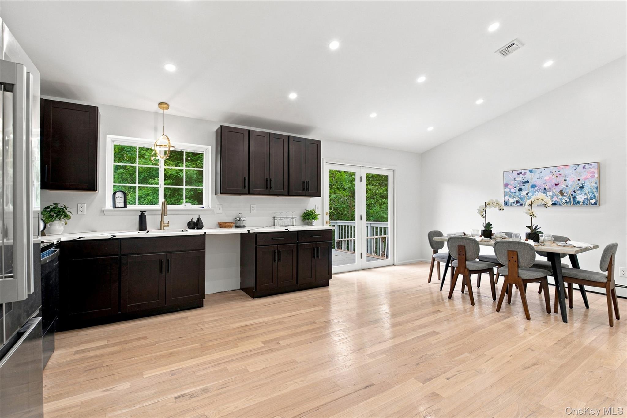 600 Twin Arch Road Property Photo 11