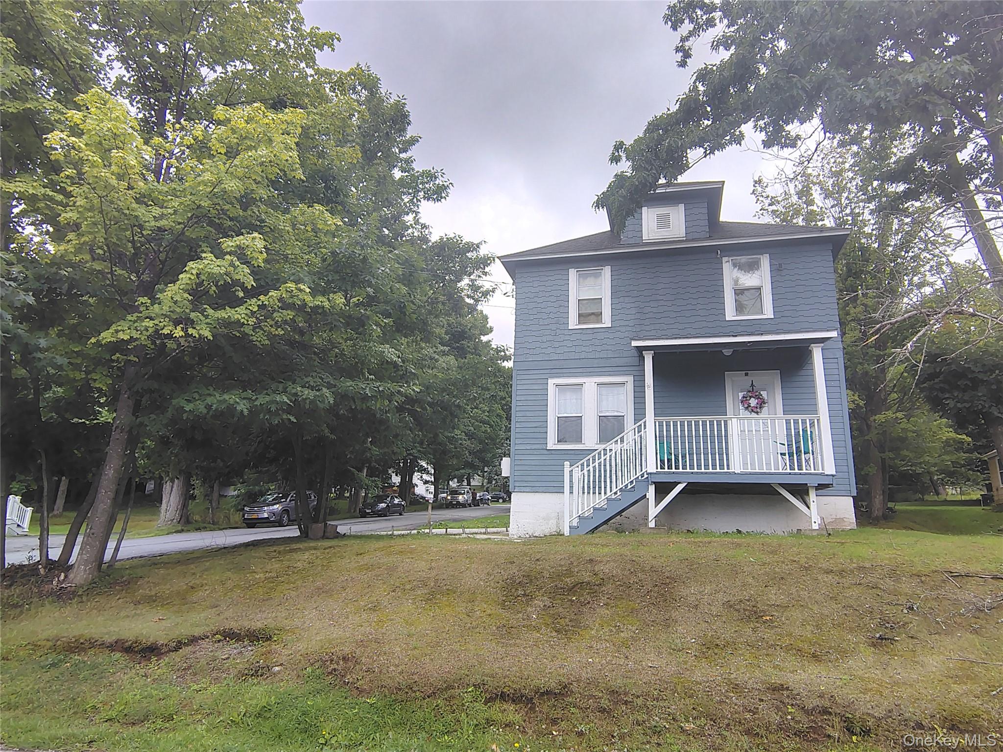 12 Emma Street Property Photo 5