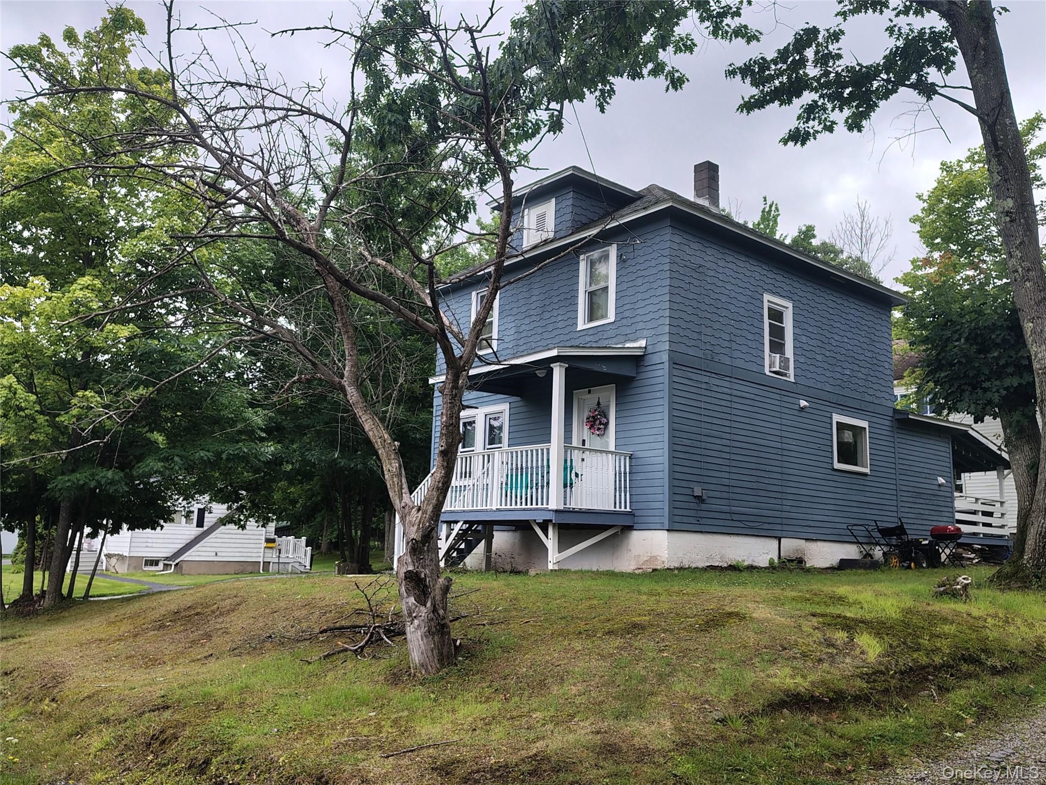 12 Emma Street Property Photo 6