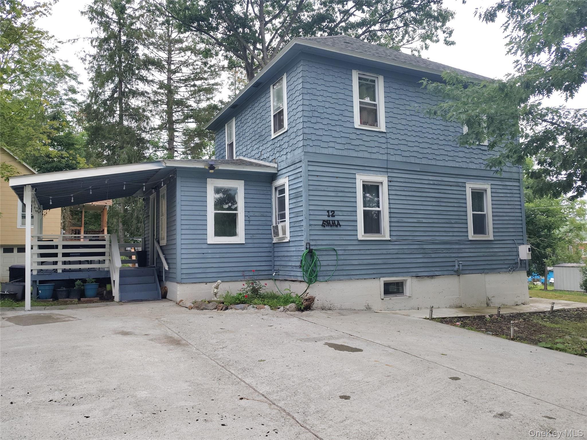 12 Emma Street Property Photo 10