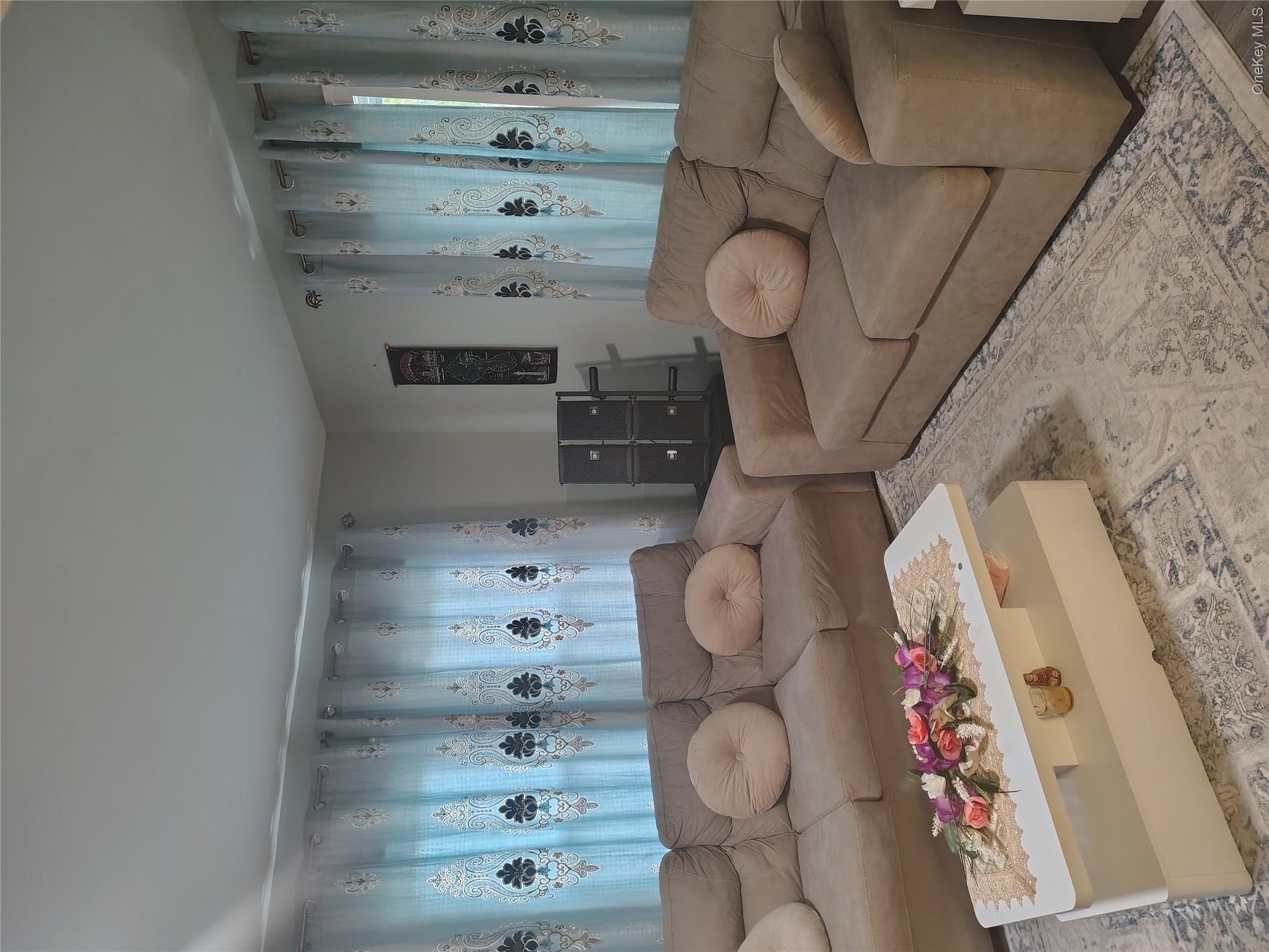 12 Emma Street Property Photo 23