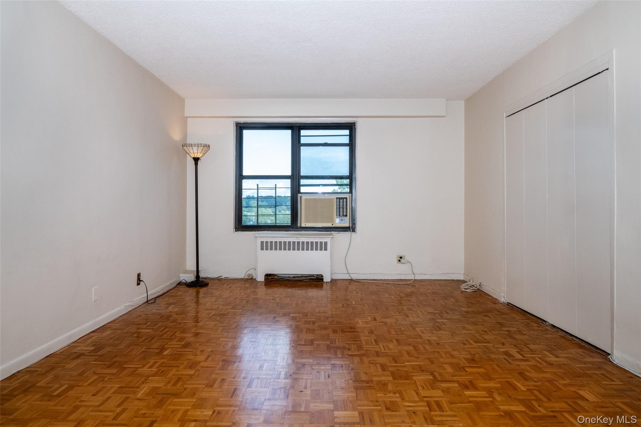171 Pearsall Drive 6e/6f Property Photo 22