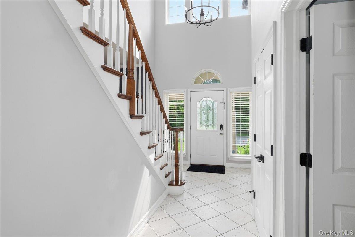 48 Province Drive Property Photo 4