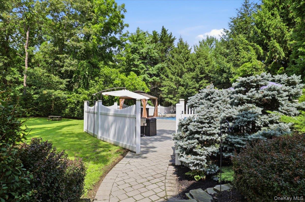 48 Province Drive Property Photo 25