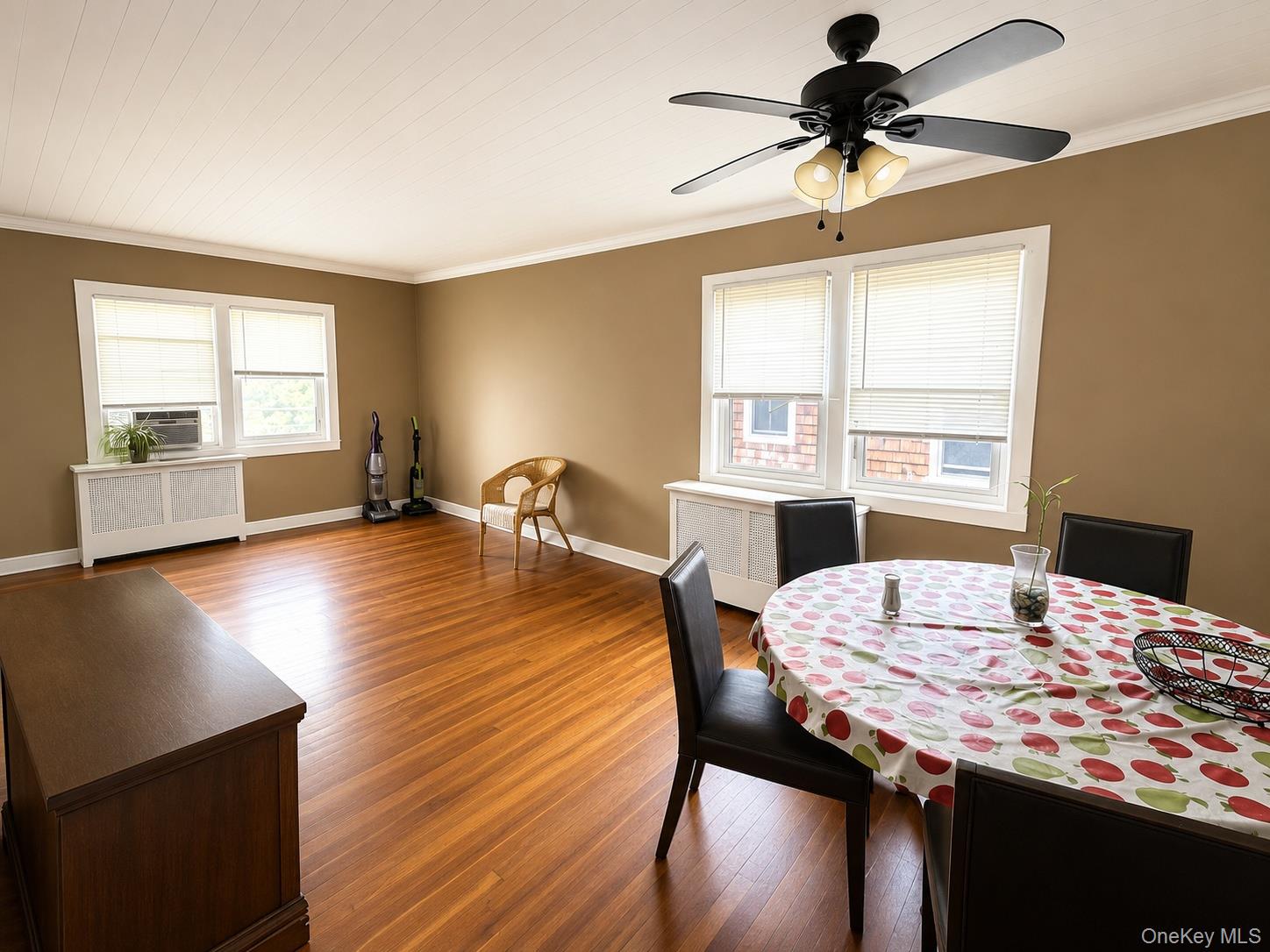 36 Gerard Street Property Photo 2